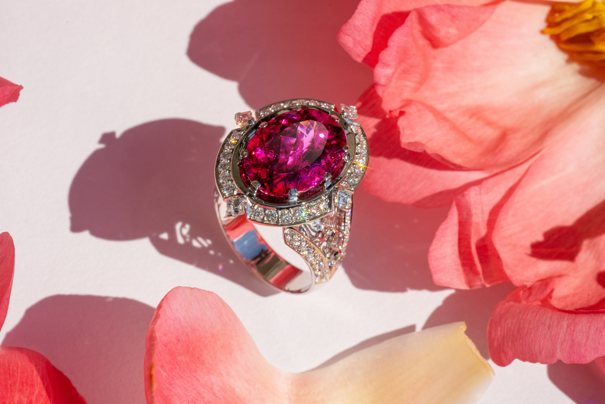 Фотосъемка премиальных ювелирных изделий в студии. Саша Потапкин Фотограф. Сочи, Екатеринбург, Москва