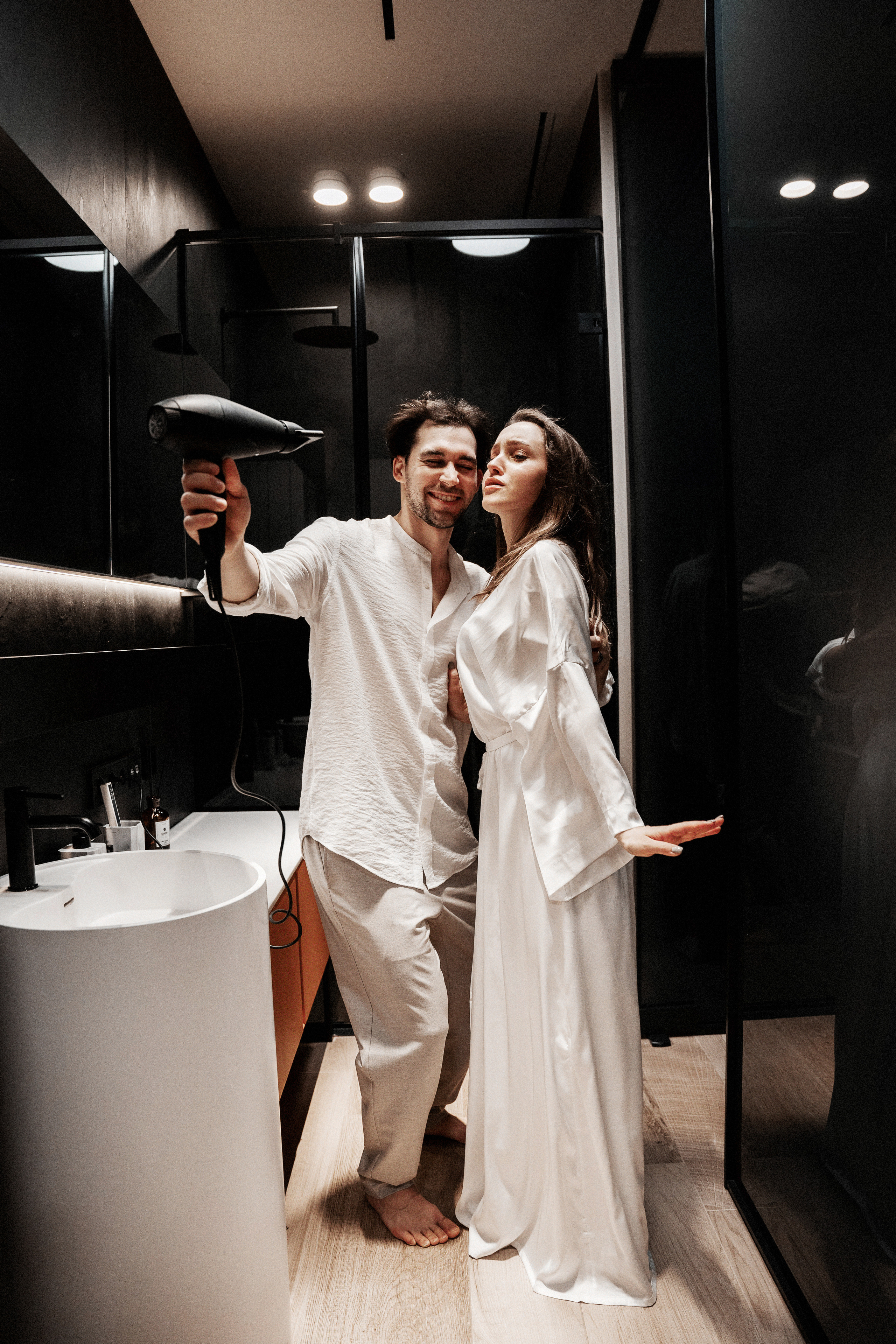 Фотосъемка love story в апартаментах Москва Сити. Саша Потапкин Фотограф. Сочи, Екатеринбург, Москва