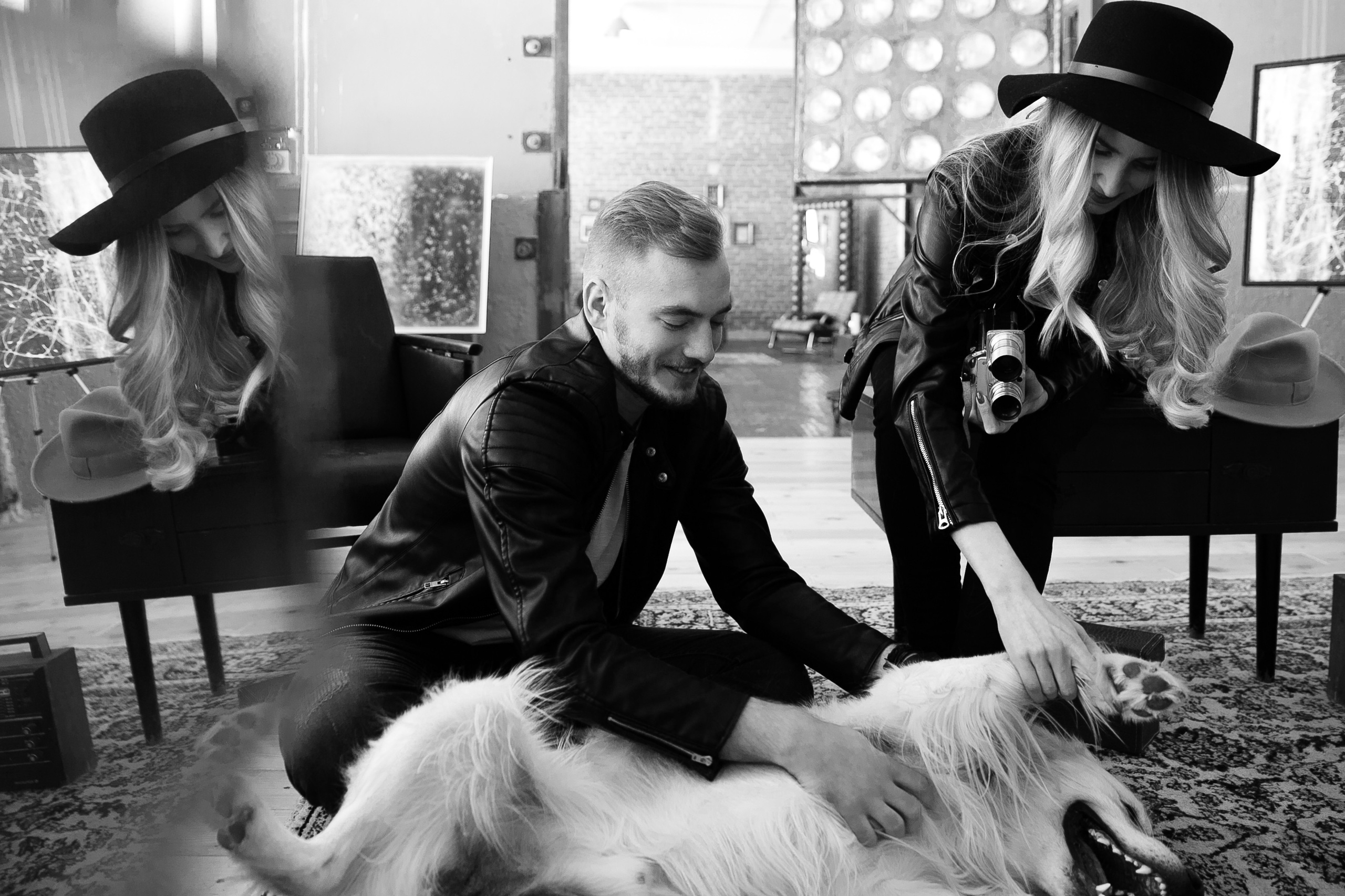 Love story с собакой в студии. Саша Потапкин Фотограф. Сочи, Екатеринбург, Москва