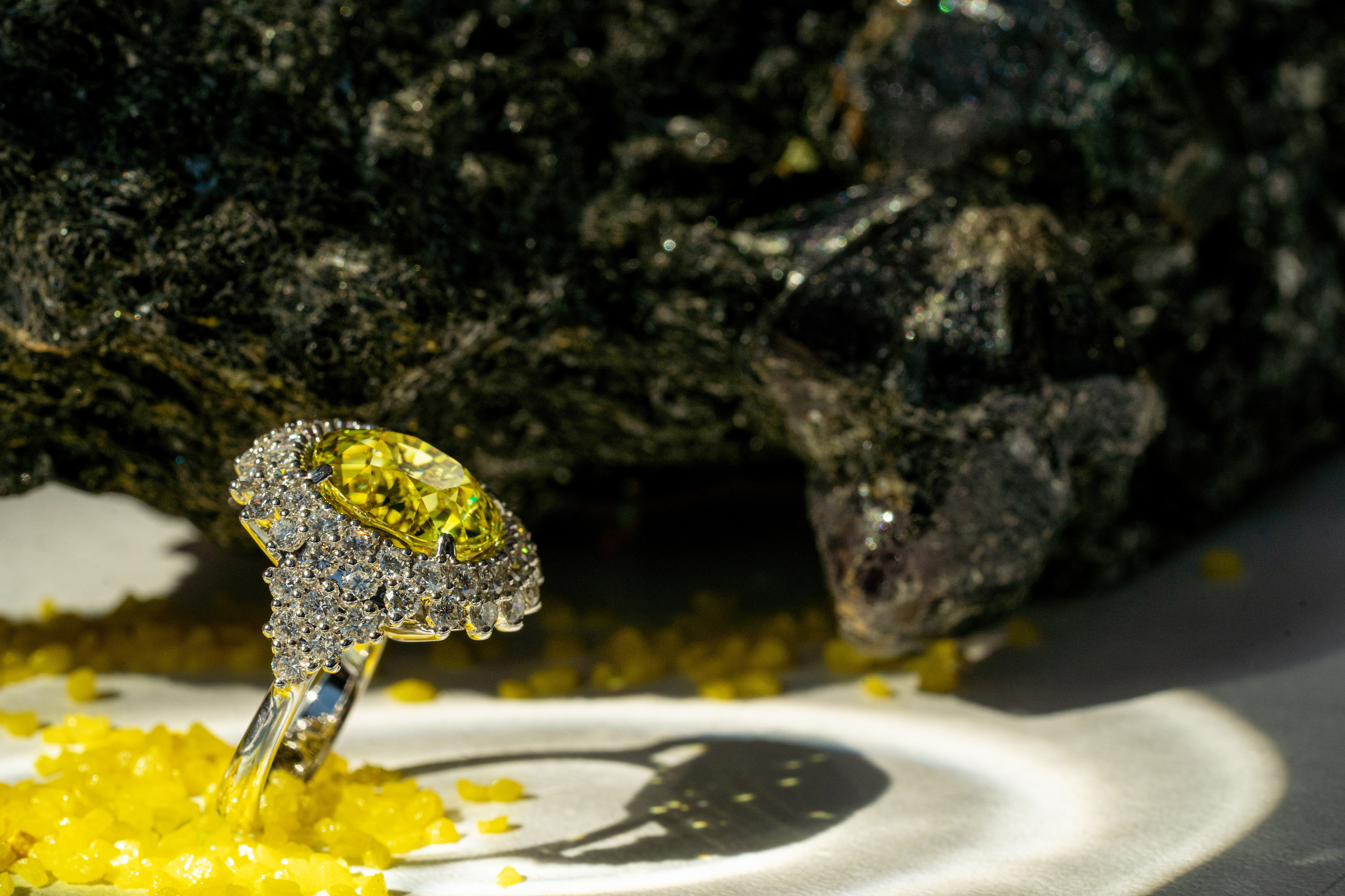 Фотосъемка премиальных ювелирных изделий в студии. Саша Потапкин Фотограф. Сочи, Екатеринбург, Москва