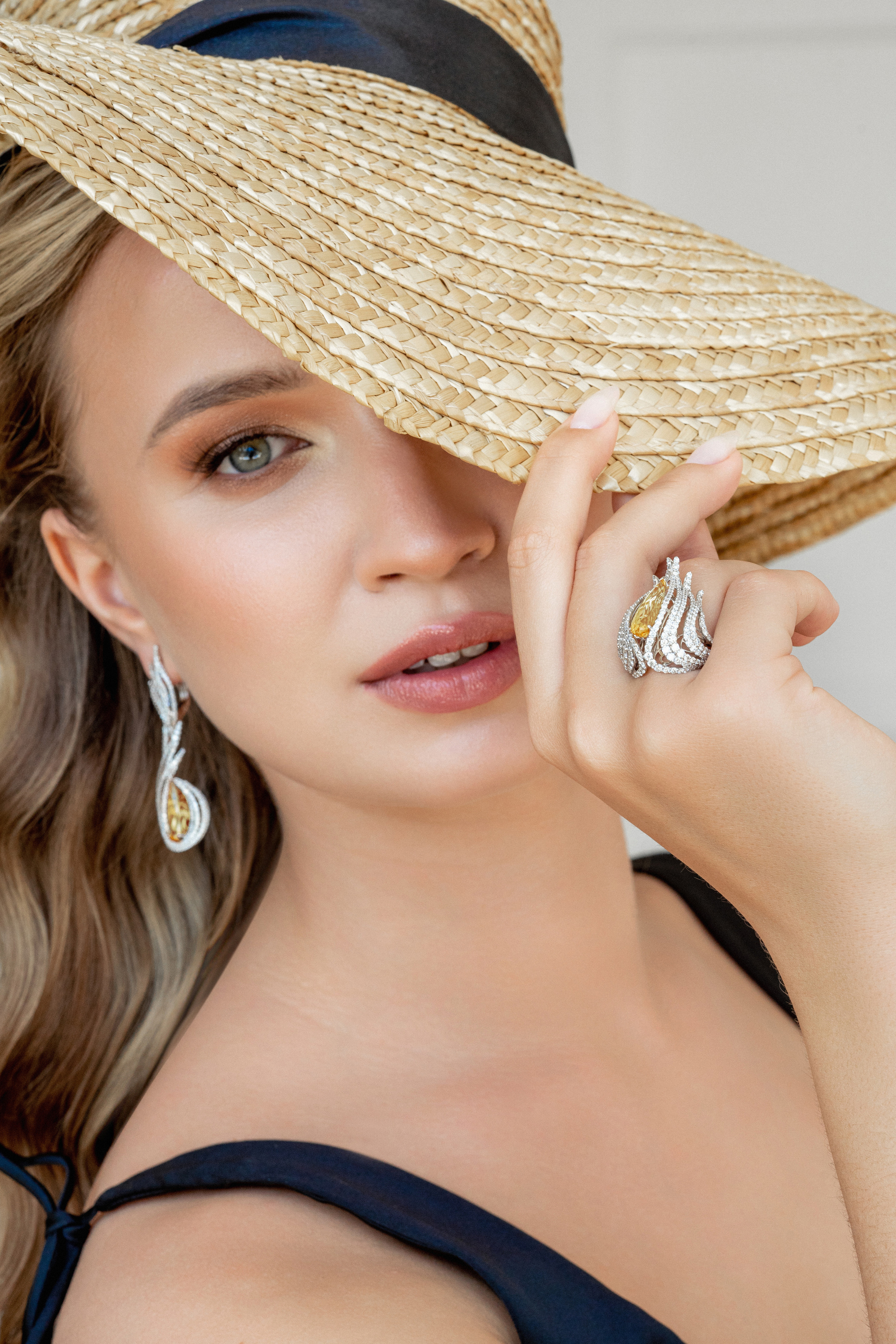 Фотосъемка премиальных ювелирных изделий в студии. Саша Потапкин Фотограф. Сочи, Екатеринбург, Москва