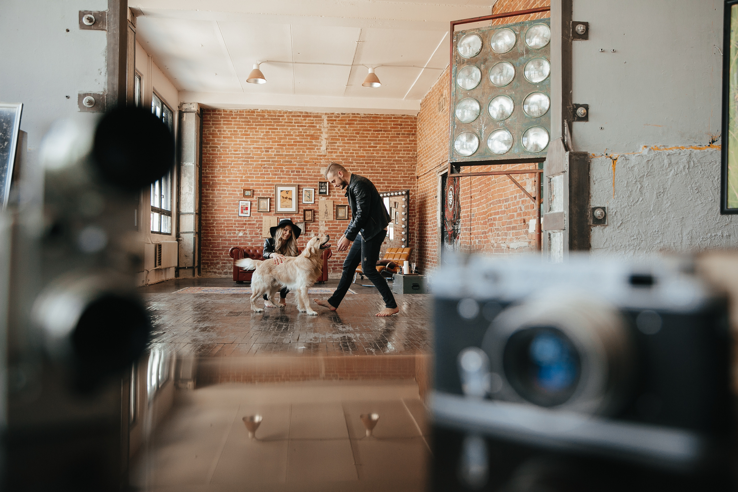 Love story с собакой в студии. Саша Потапкин Фотограф. Сочи, Екатеринбург, Москва