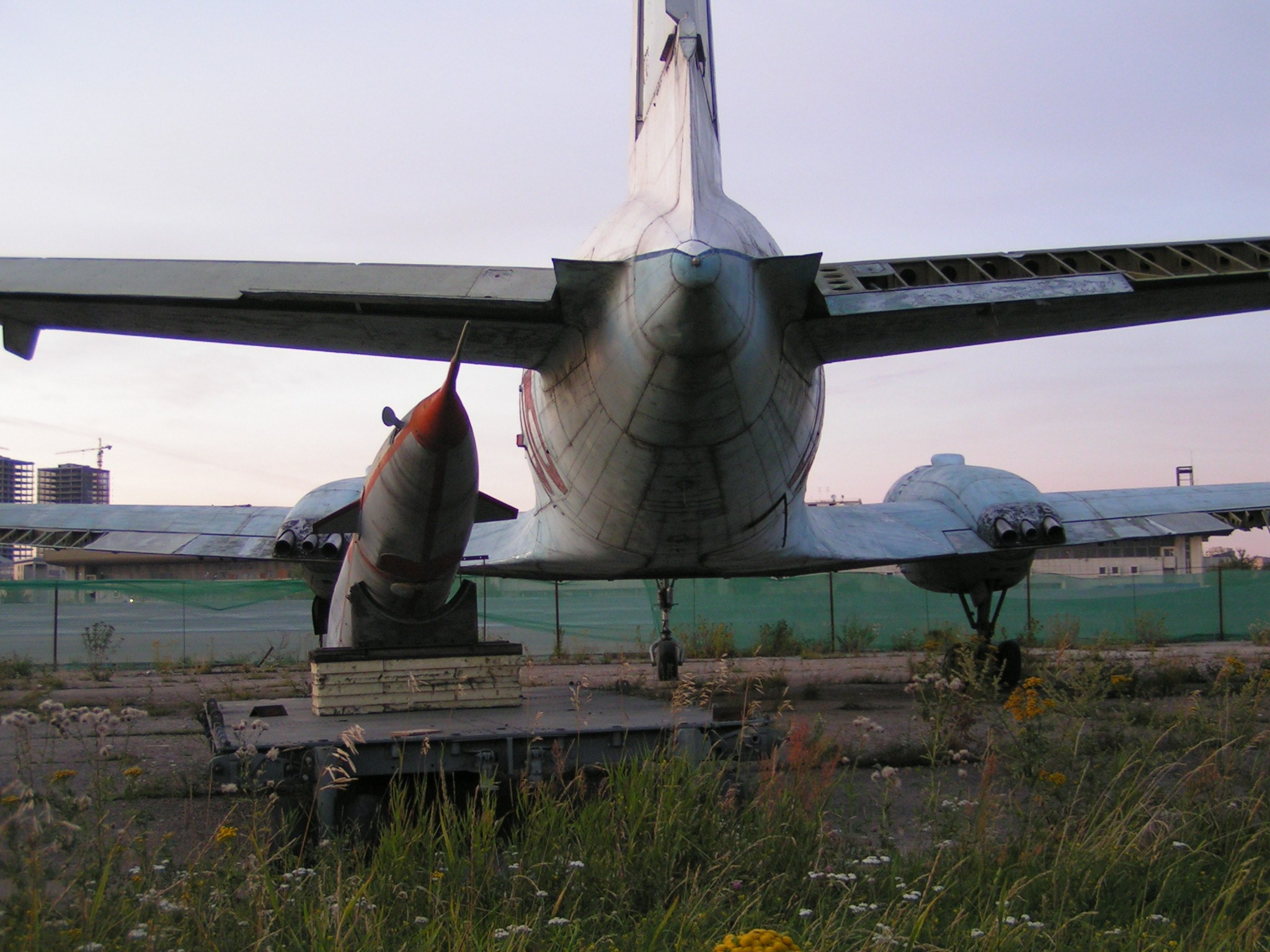 Ил-14 (Ходынка) — уничтожен. Фотоальбом показывающий увлекательный мир авиации и мир медведей Андрея Иванова