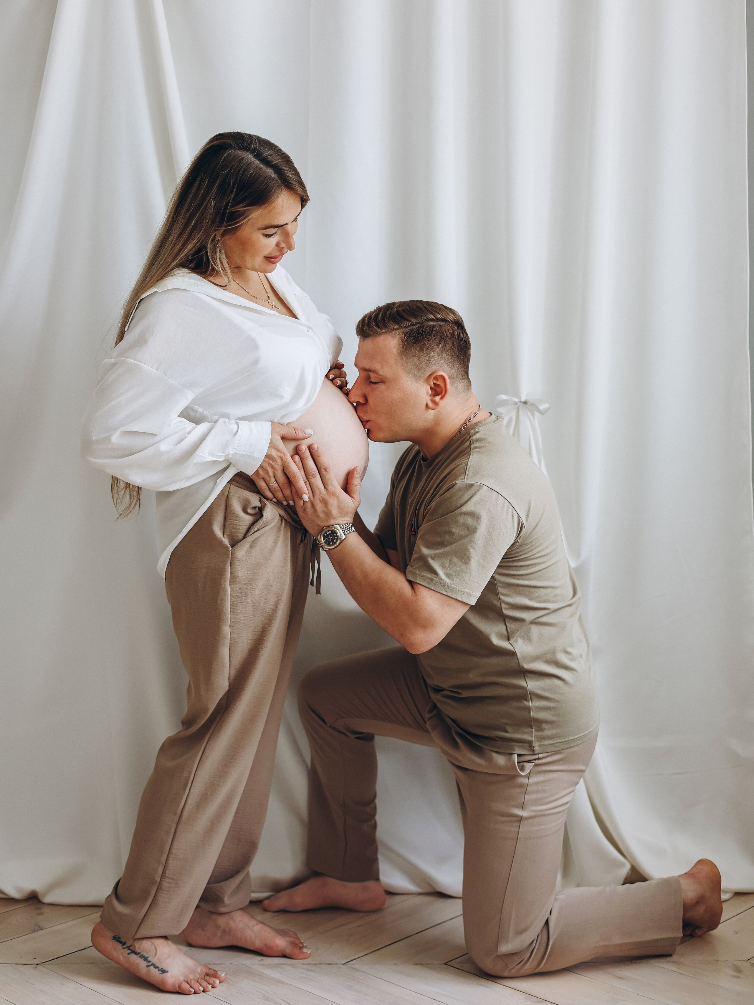 Семейная фотосессия, фотосессия беременности, фотостудия Вилла Нина, Villa Nina г. Екатеринбург. Семейный и детский фотограф в  г. Екатеринбурге Холодова Юлия