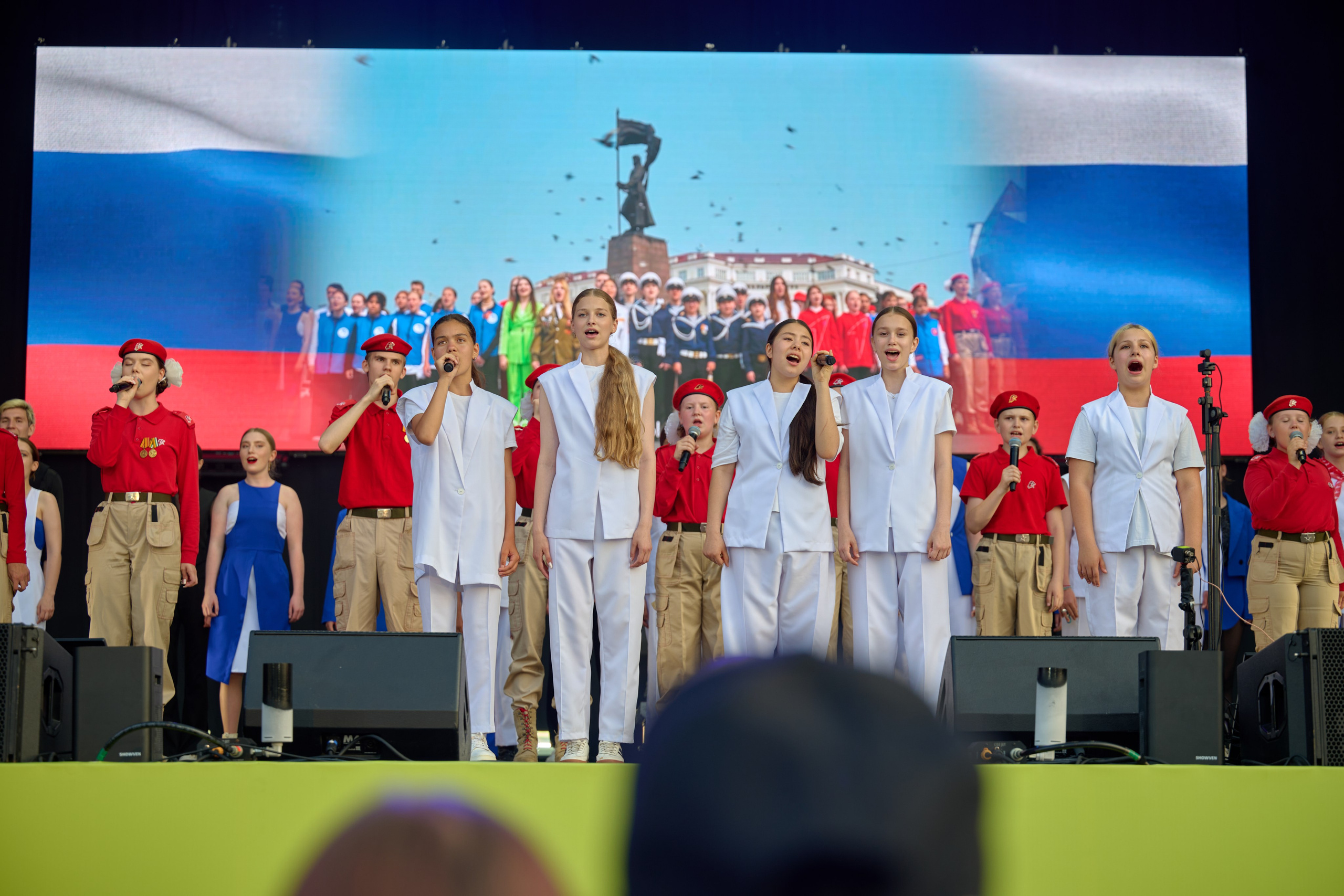 День молодежи вечерняя программа. Профессиональный репортажный фотограф Инесса Иминова