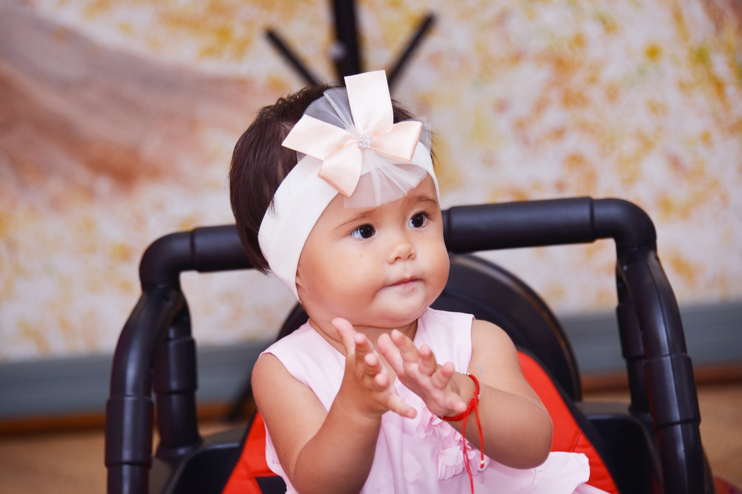 Дети-5 (Адель-1годик). Фотосъёмка. Фотограф Сергей Авдеев-семейный и детский фотограф в Алматы