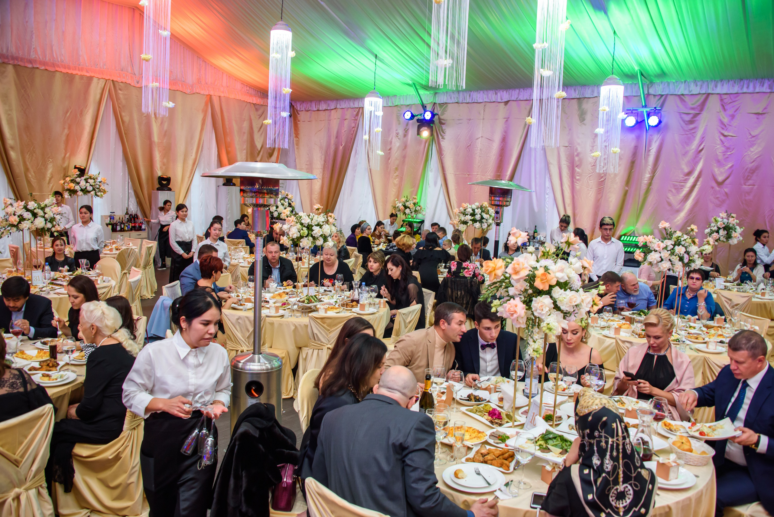 Свадьба. Фотосъёмка. Фотограф Сергей Авдеев-семейный и детский фотограф в Алматы