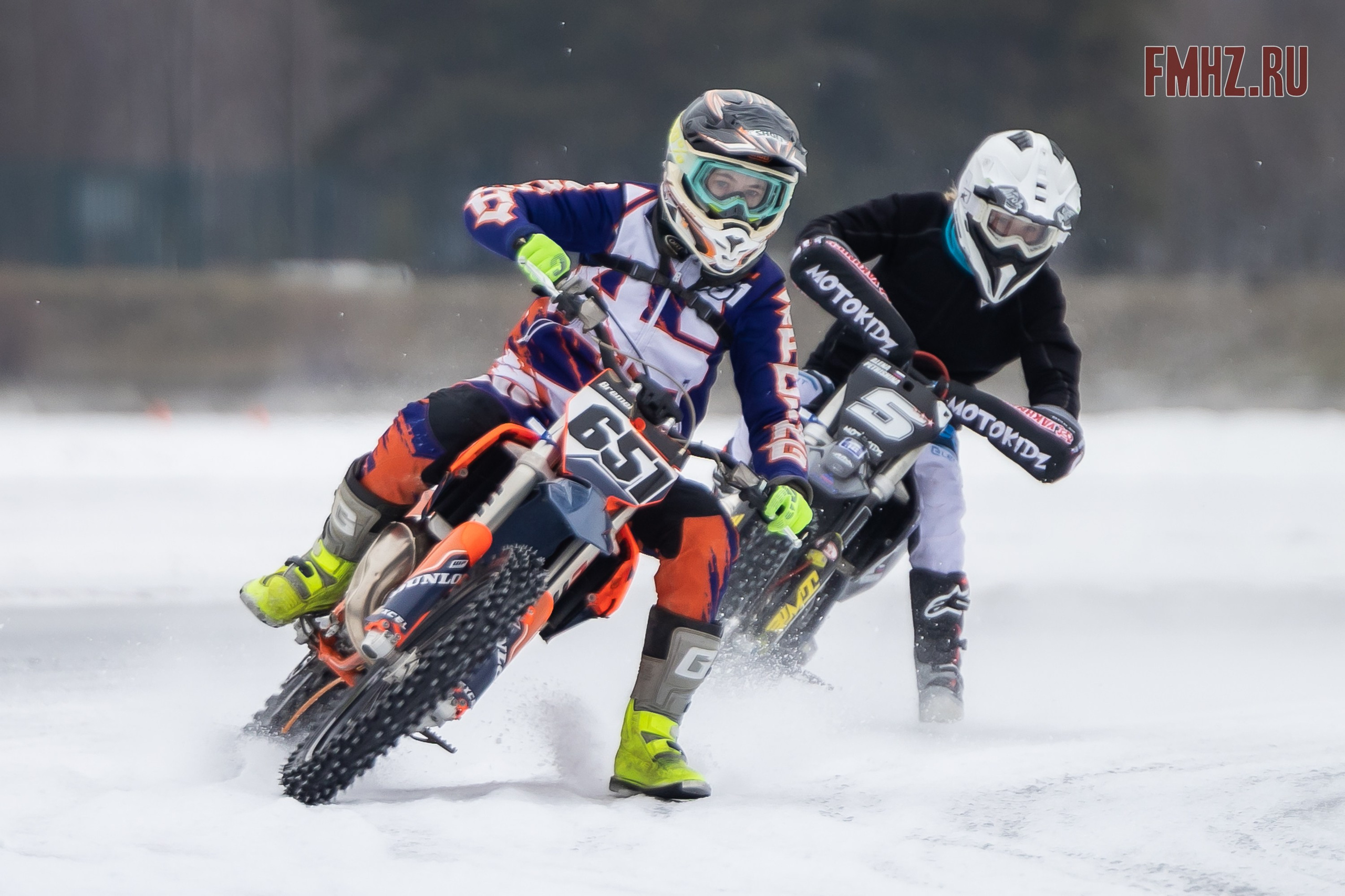 Первый этап Кубка МФР по мотокроссу на льду Большого Крылатского пруда в Москве. 8 февраля 2025 г. Фотограф Владимир Охрименко