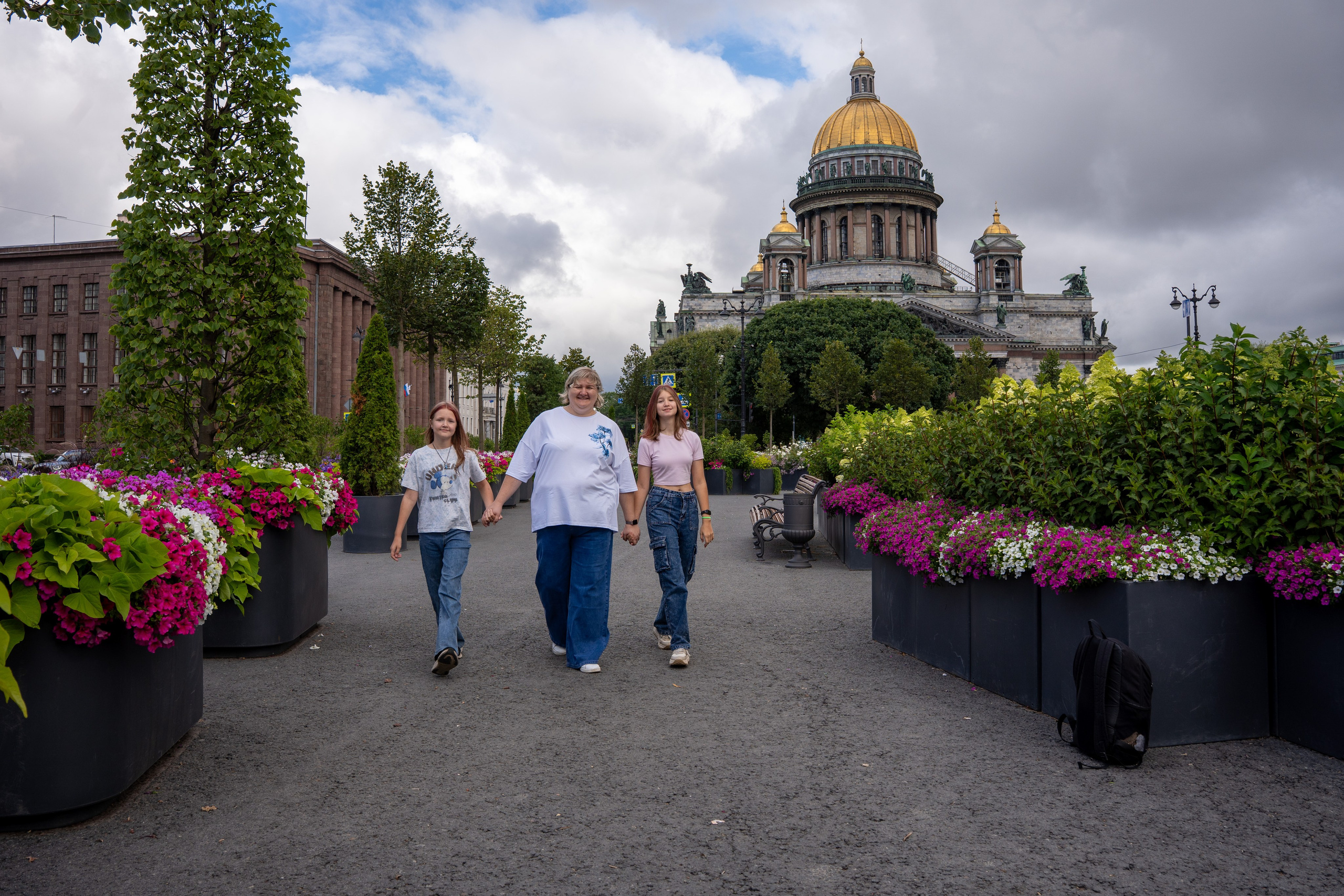 Фотосессия с достопримечательностями города. Студийный и портретный фотограф в САНКТ-ПЕТЕРБУРГЕИрина Махаон