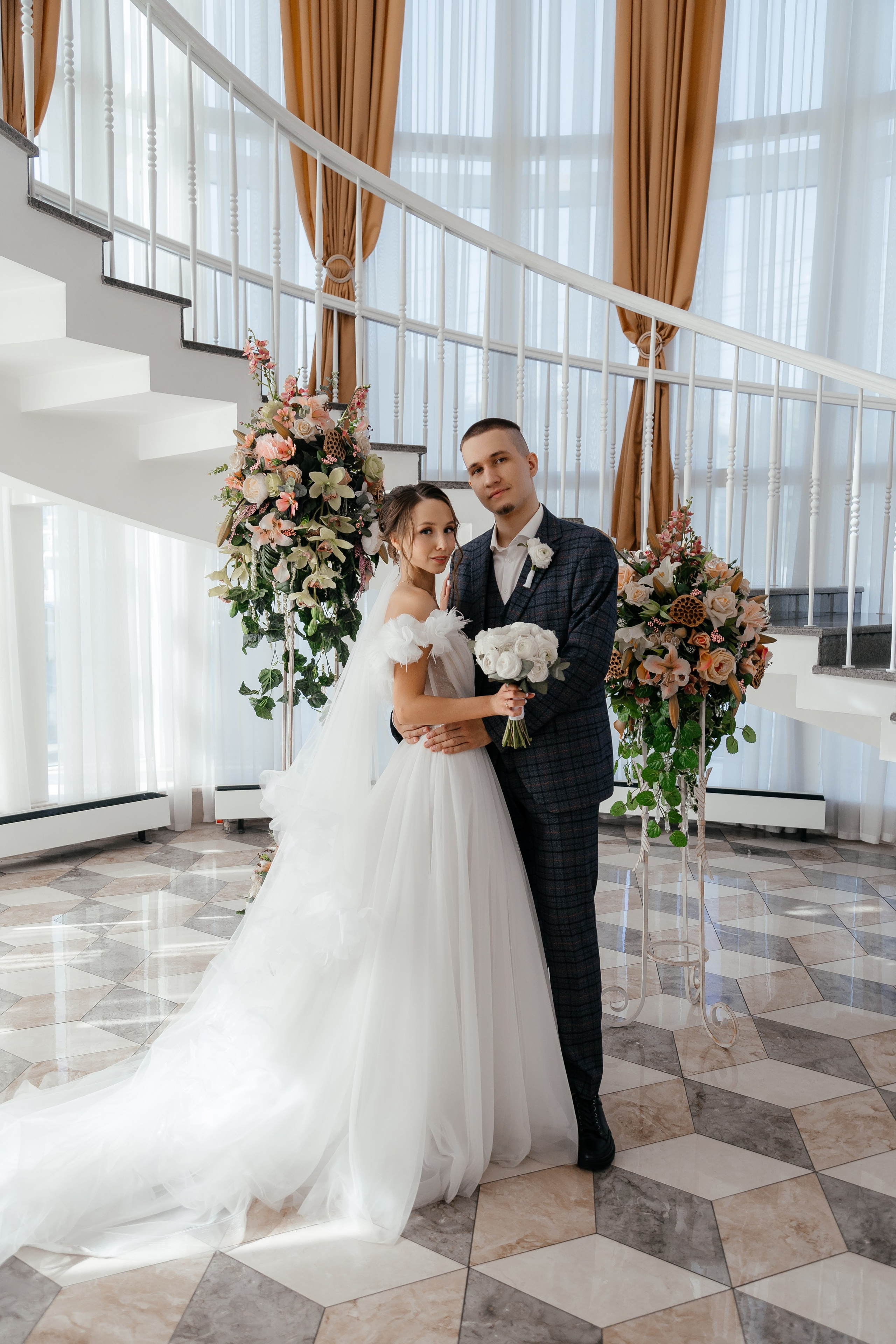 ЗАГС Центральный. Свадебный фотограф Новосибирск