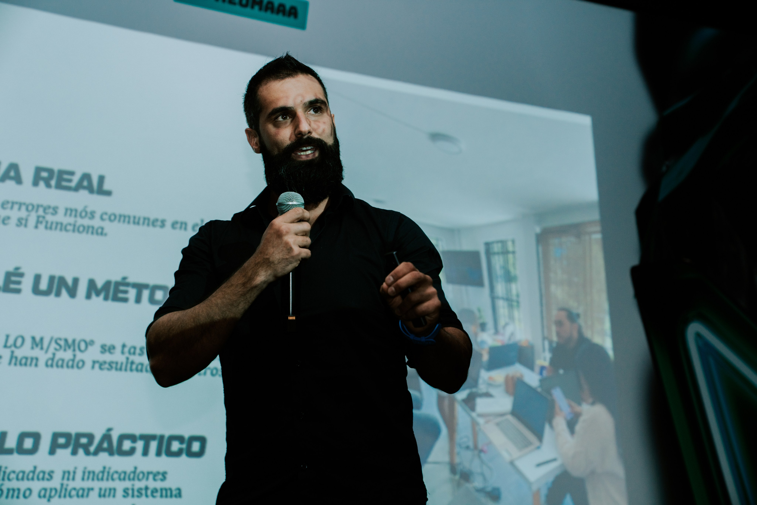 TRADERS DAY By NeomAAA Bogota. NeomAAA Funds Gallery