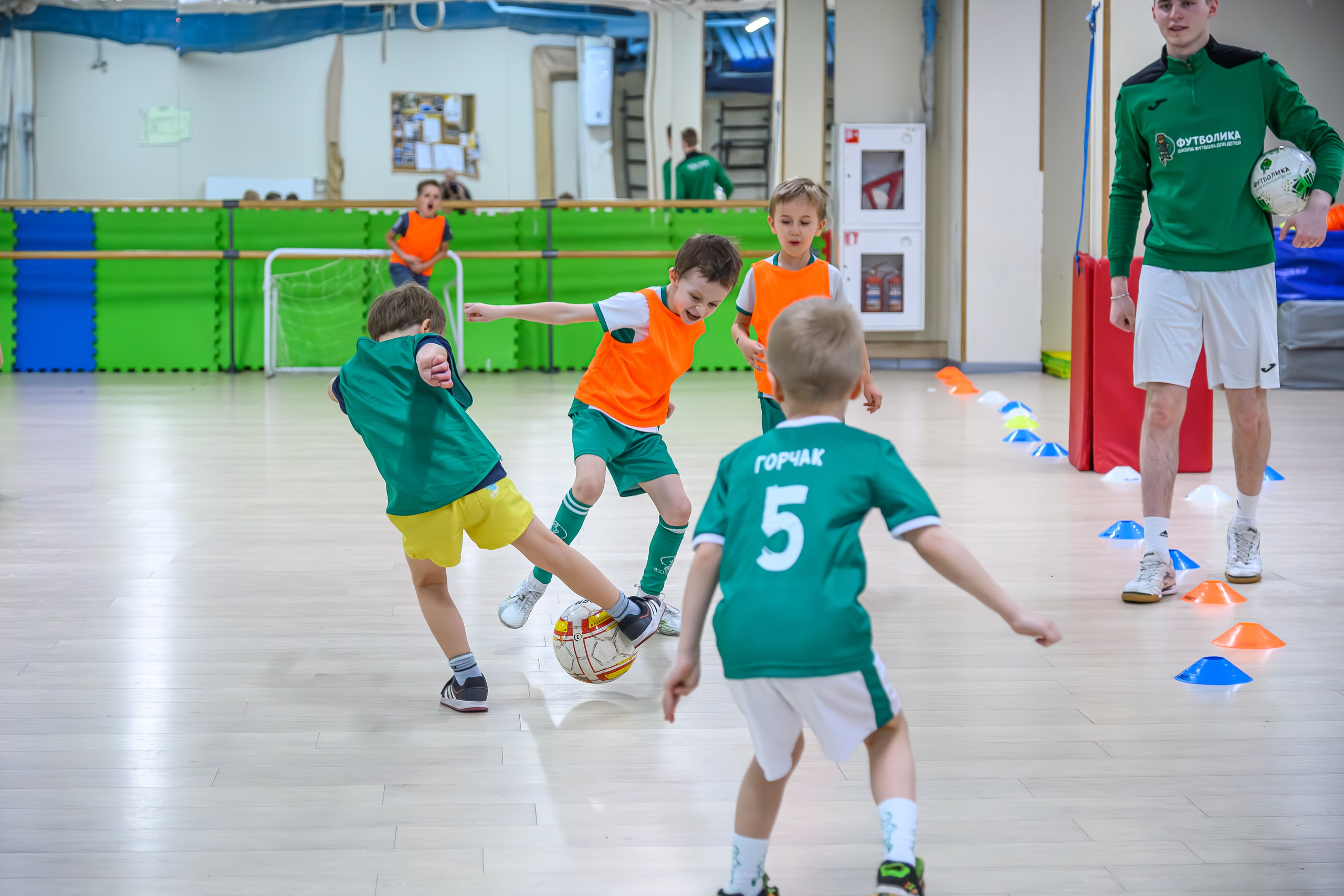 Репортажная фотосъемка соревнований в Москве с профессиональным репортажным фотографом. Обработка фото без фильтров, живые фото. 