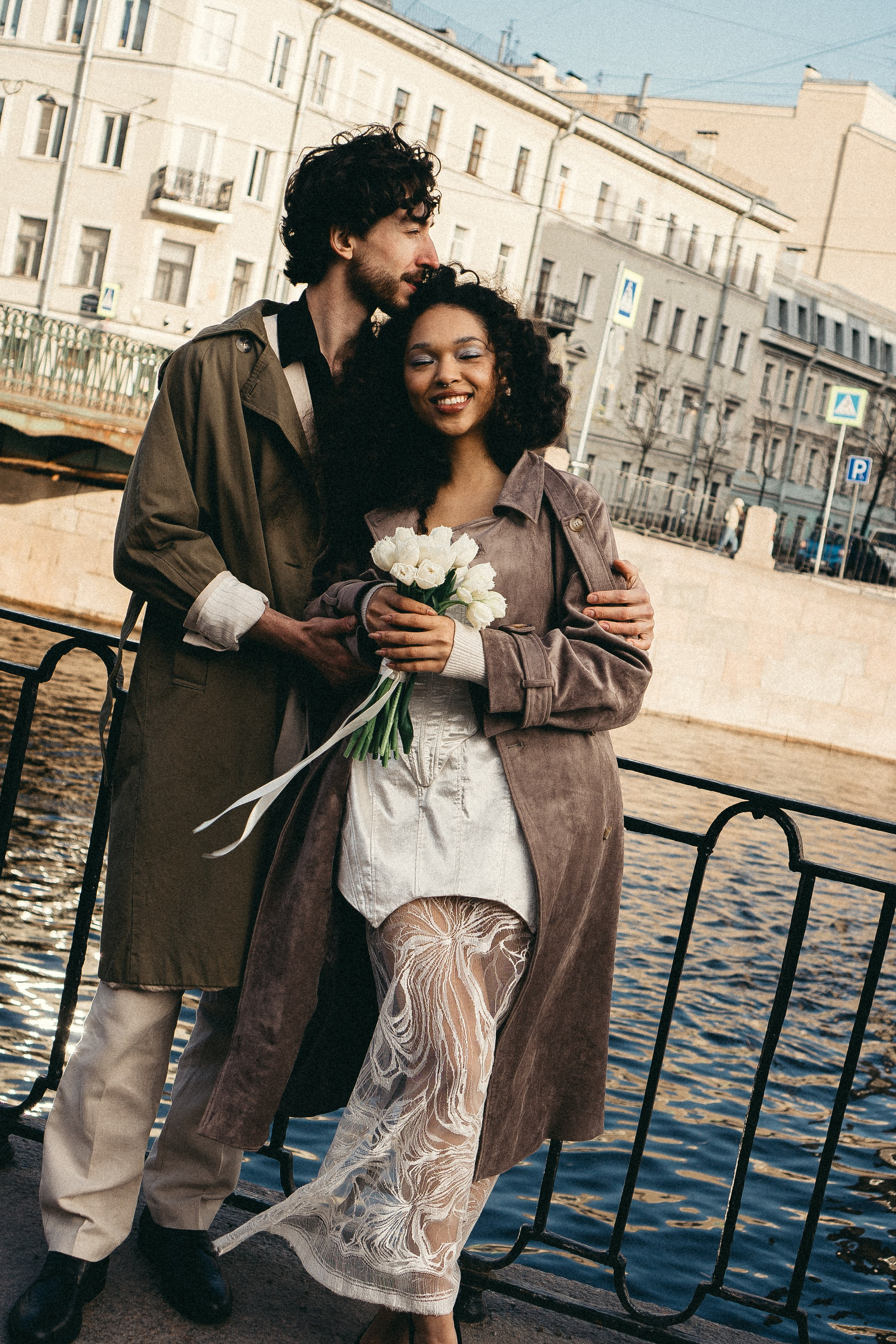 СВАДЕБНАЯ ПРОГУЛКА ПО ПЕТРОГРАДКЕ ВЕСНОЙ. СВАДЕБНАЯ ФОТОСЕССИИЯ НА ПЕТРОГРАДКЕ. Профессиональный фотограф, Санкт-Петербург — Виктория Богомолова