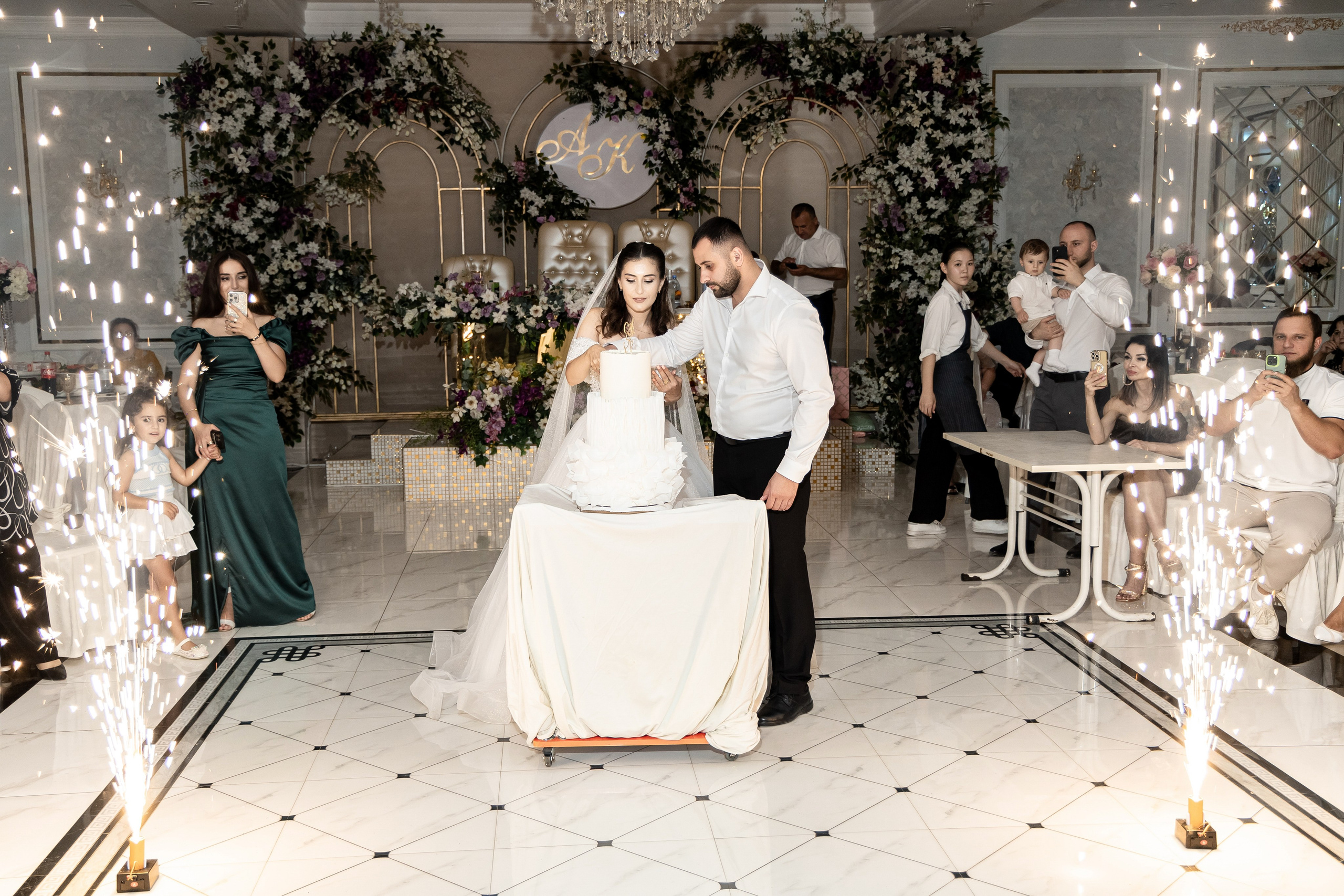 Aleks & Karolina. Свадебный и фэшн фотограф