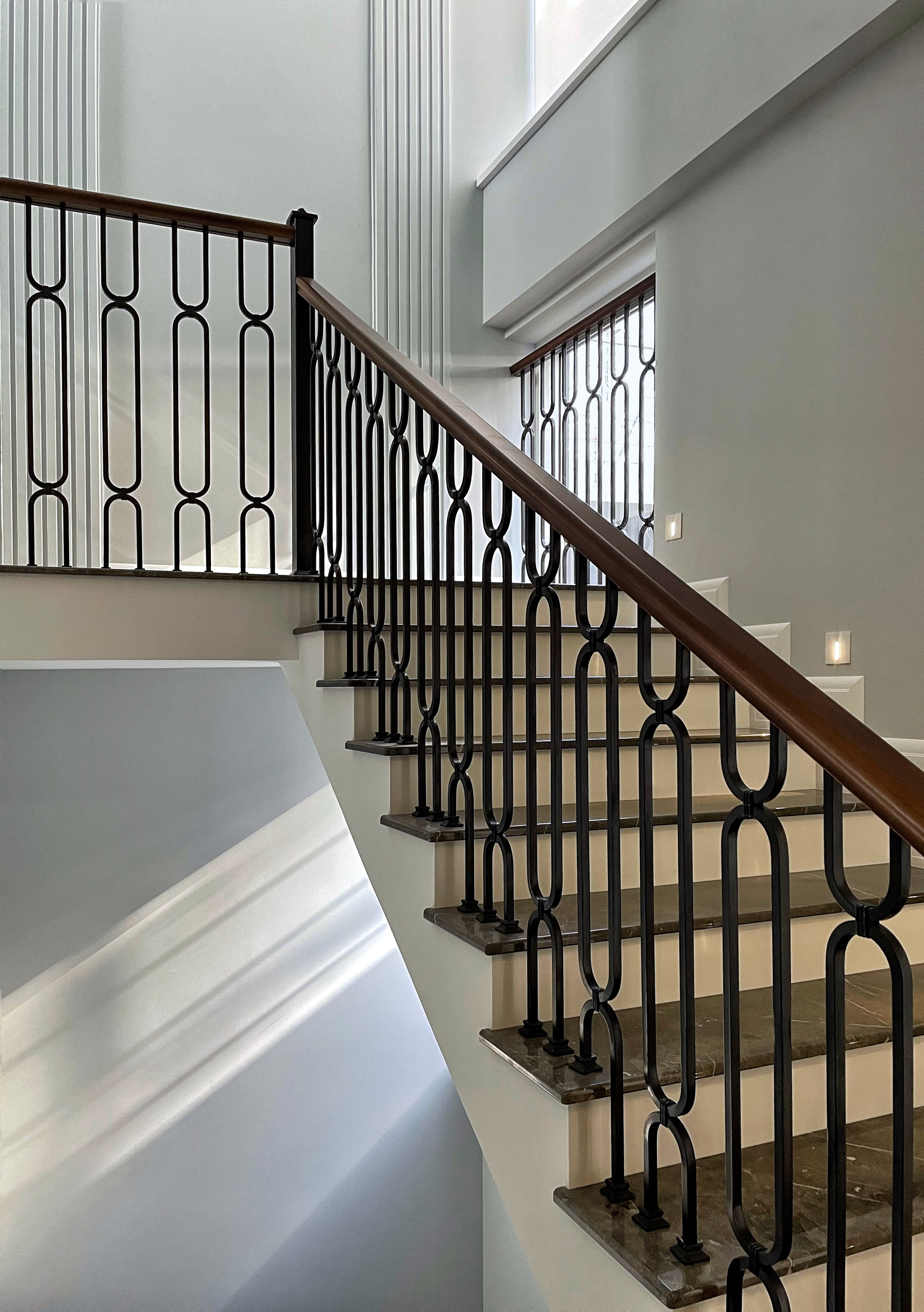 Сочи, КП Лазурный берег. Дизайн интерьера в Москве