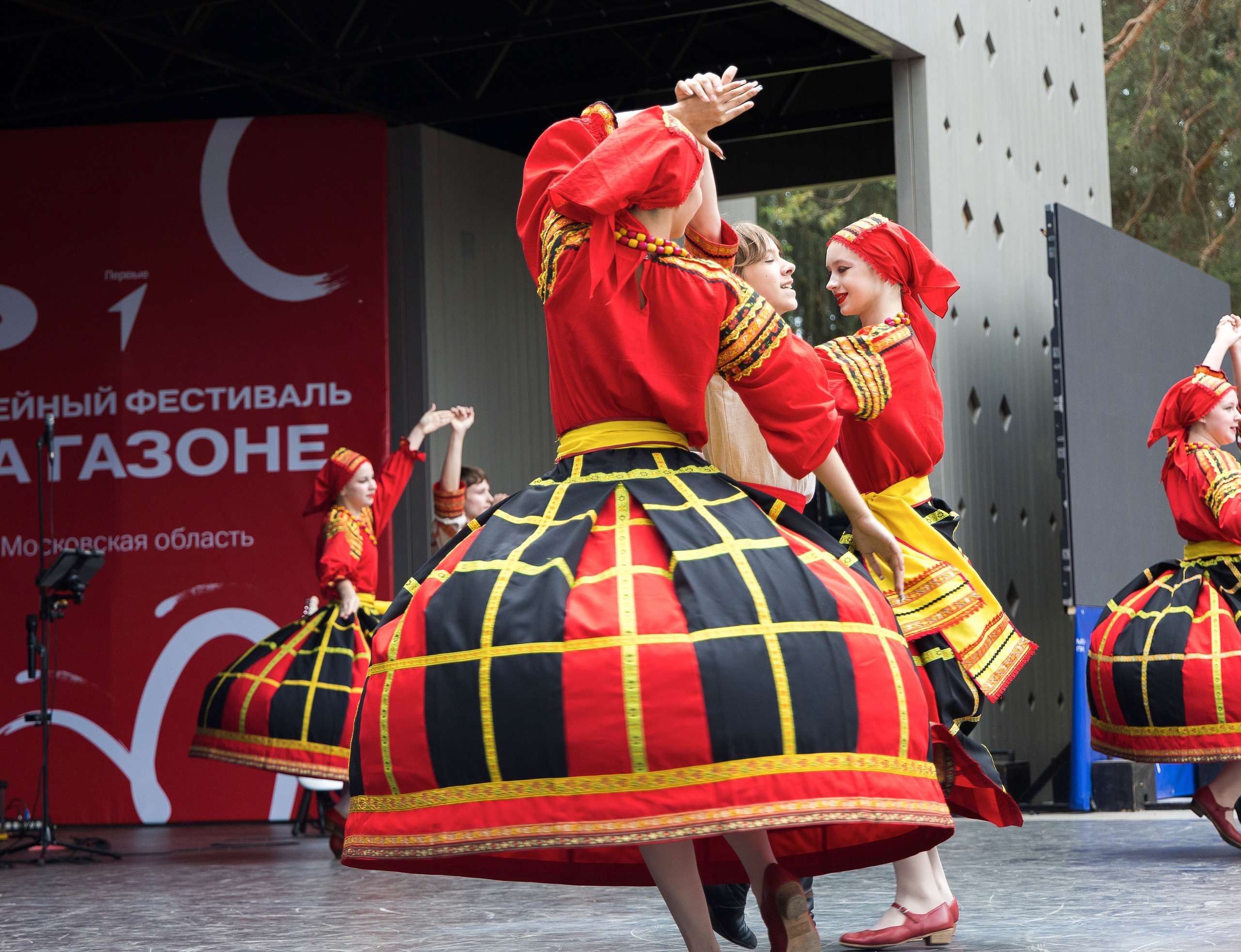 — Город танцует в парках г. Жуковский