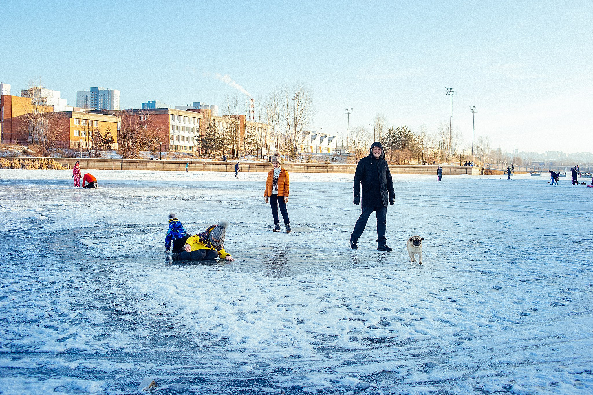 Зимняя фотопрогулка на мещерском озере с мандаринами. Детский и семейный фотограф, фотограф мероприятий Нижний Новгород