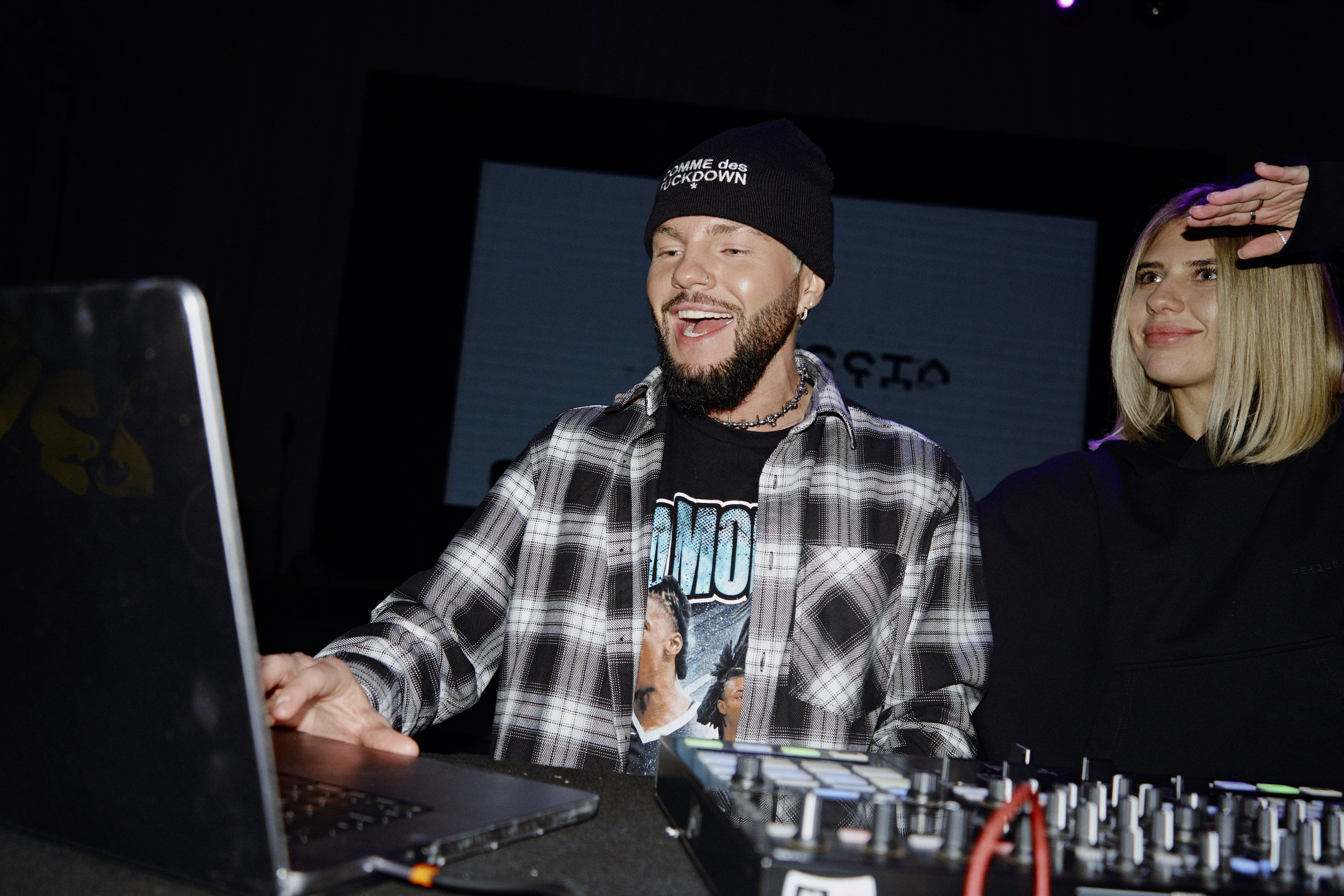 LAF. NOIZOMAX Художественный фотограф в Дубай