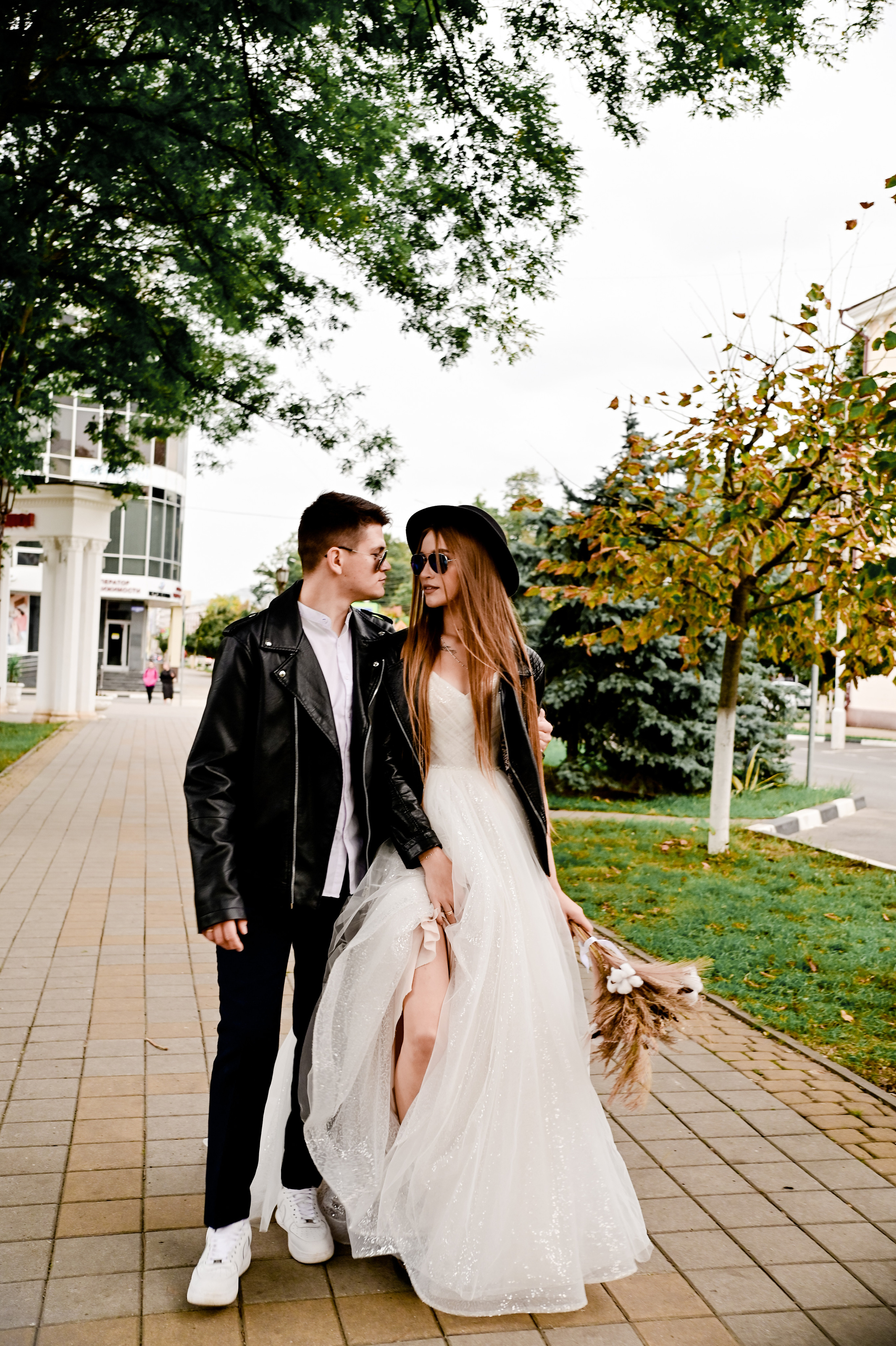 «На стиле» свадебная прогулка Оли и Леши. Свадебный фотограф и видеограф в городе Армавир Katerina Arts