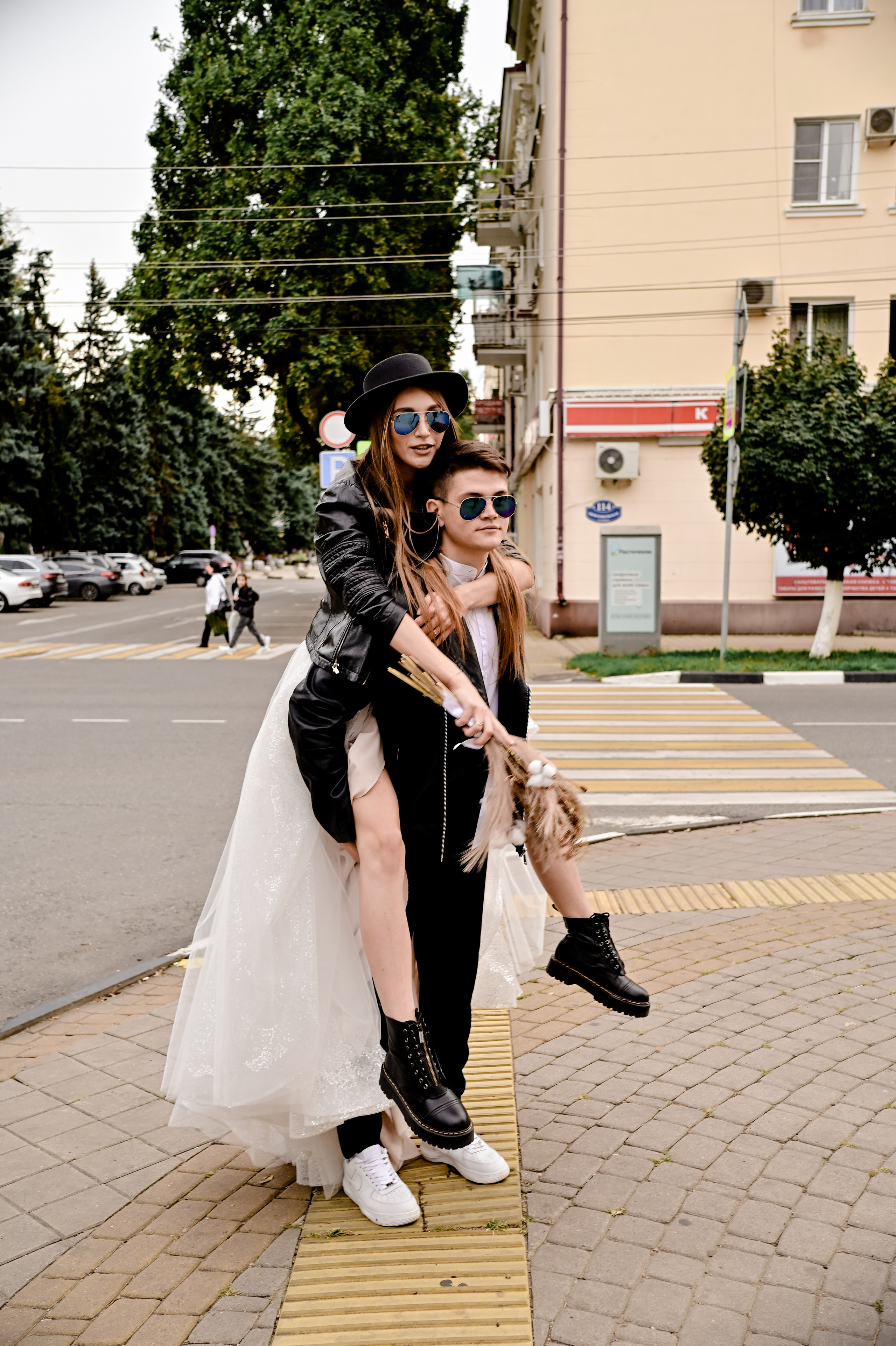 «На стиле» свадебная прогулка Оли и Леши. Свадебный фотограф и видеограф в городе Армавир Katerina Arts