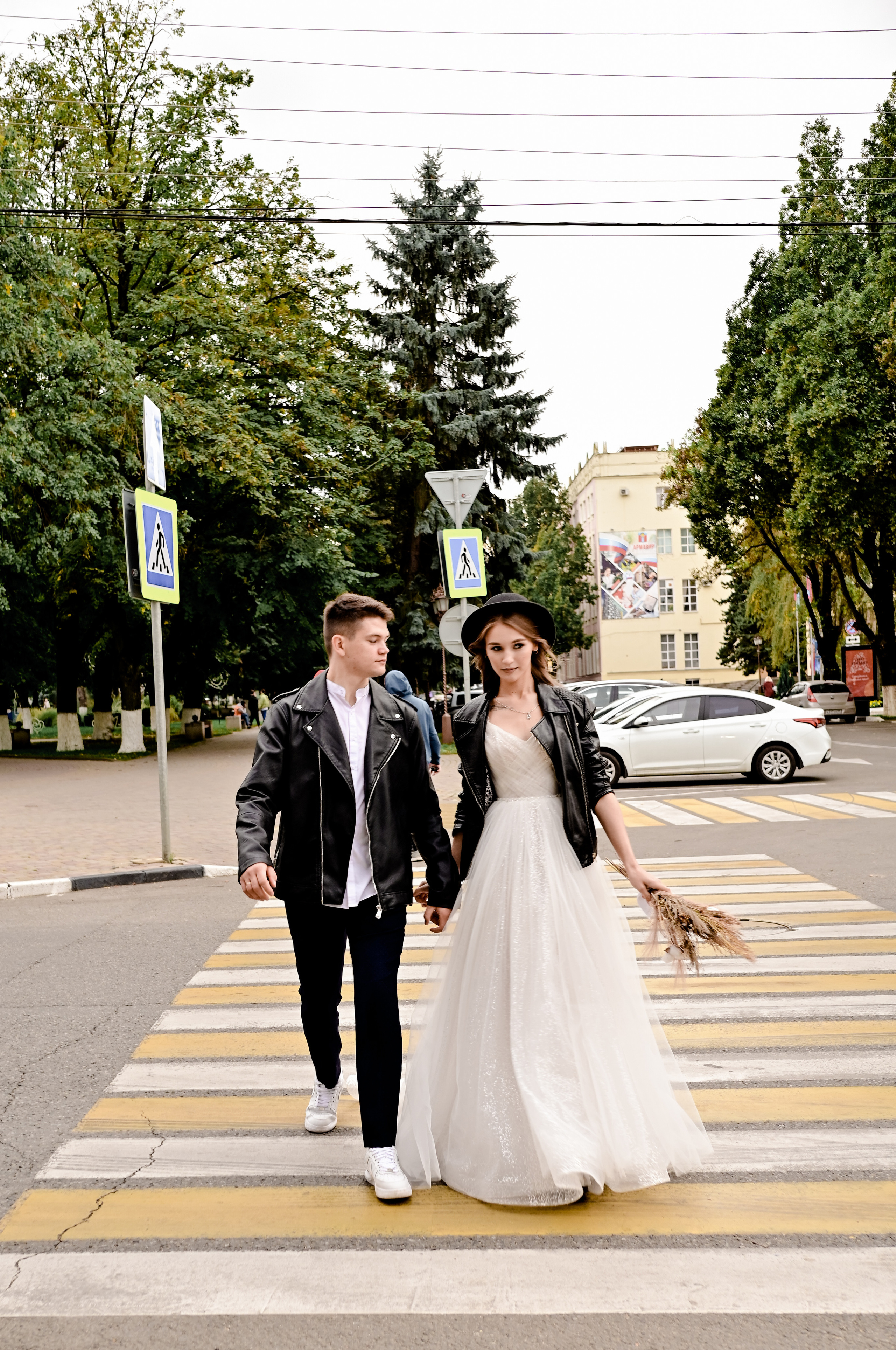 «На стиле» свадебная прогулка Оли и Леши. Свадебный фотограф и видеограф в городе Армавир Katerina Arts
