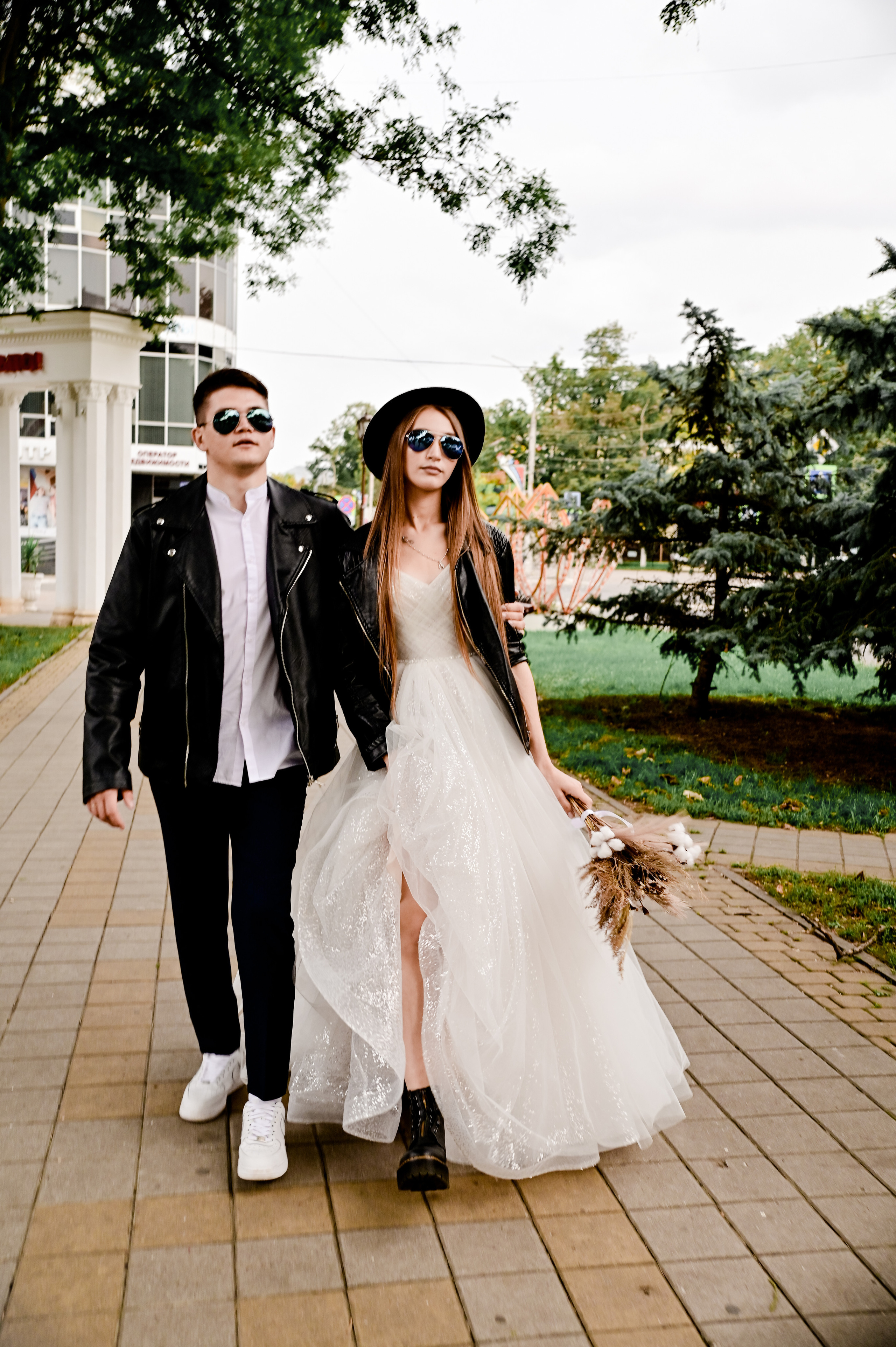 «На стиле» свадебная прогулка Оли и Леши. Свадебный фотограф и видеограф в городе Армавир Katerina Arts