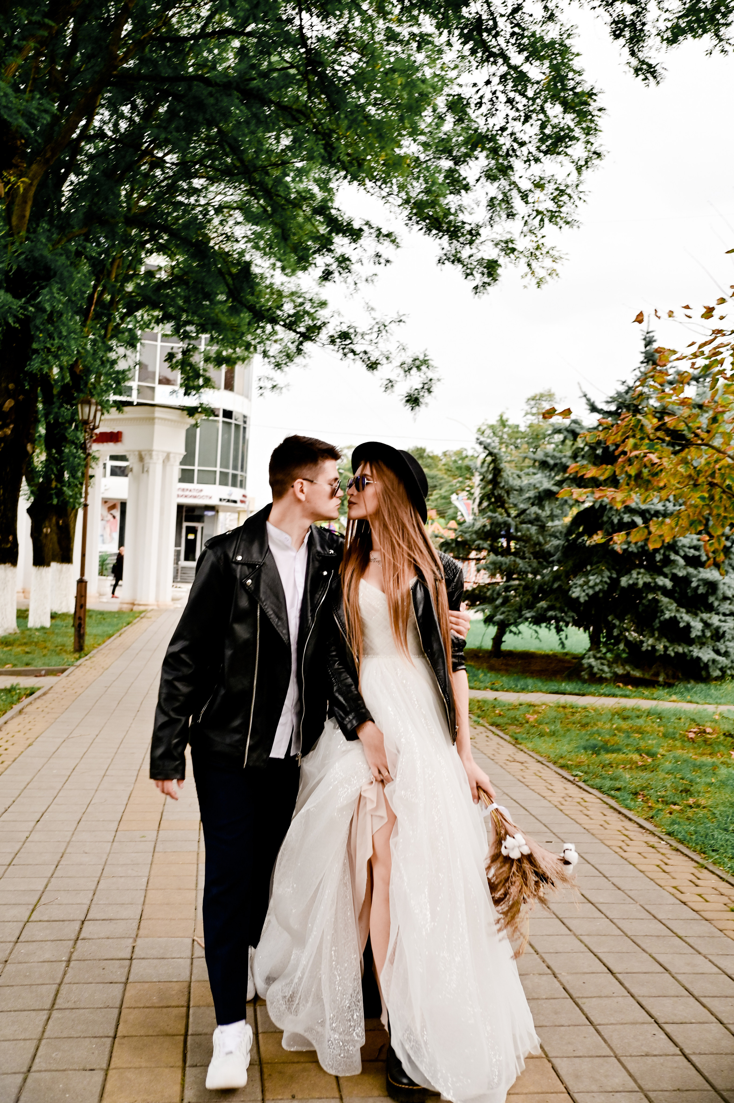 «На стиле» свадебная прогулка Оли и Леши. Свадебный фотограф и видеограф в городе Армавир Katerina Arts