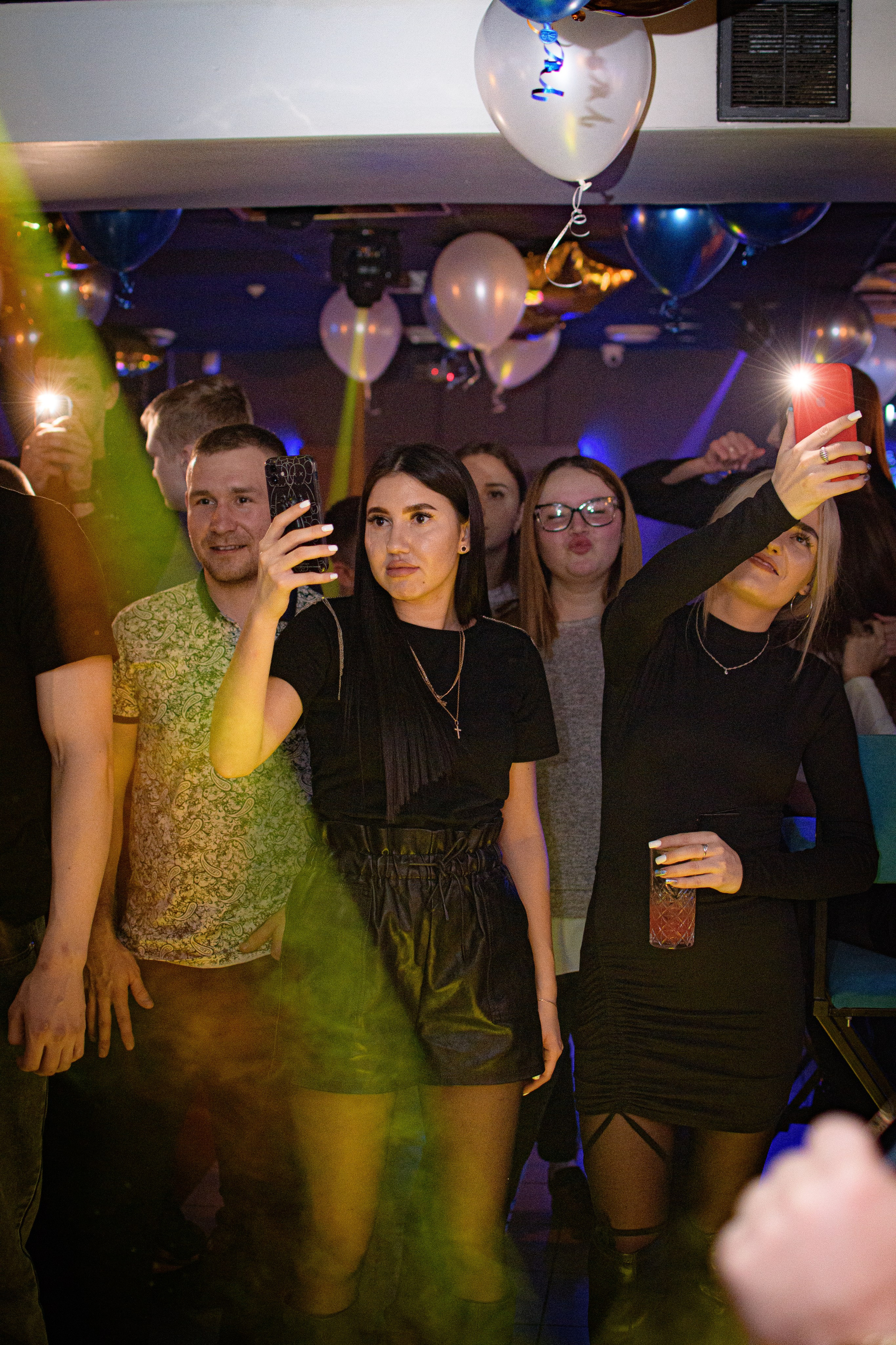 HOLLYWOOD / 6 YEARS. Photokarish