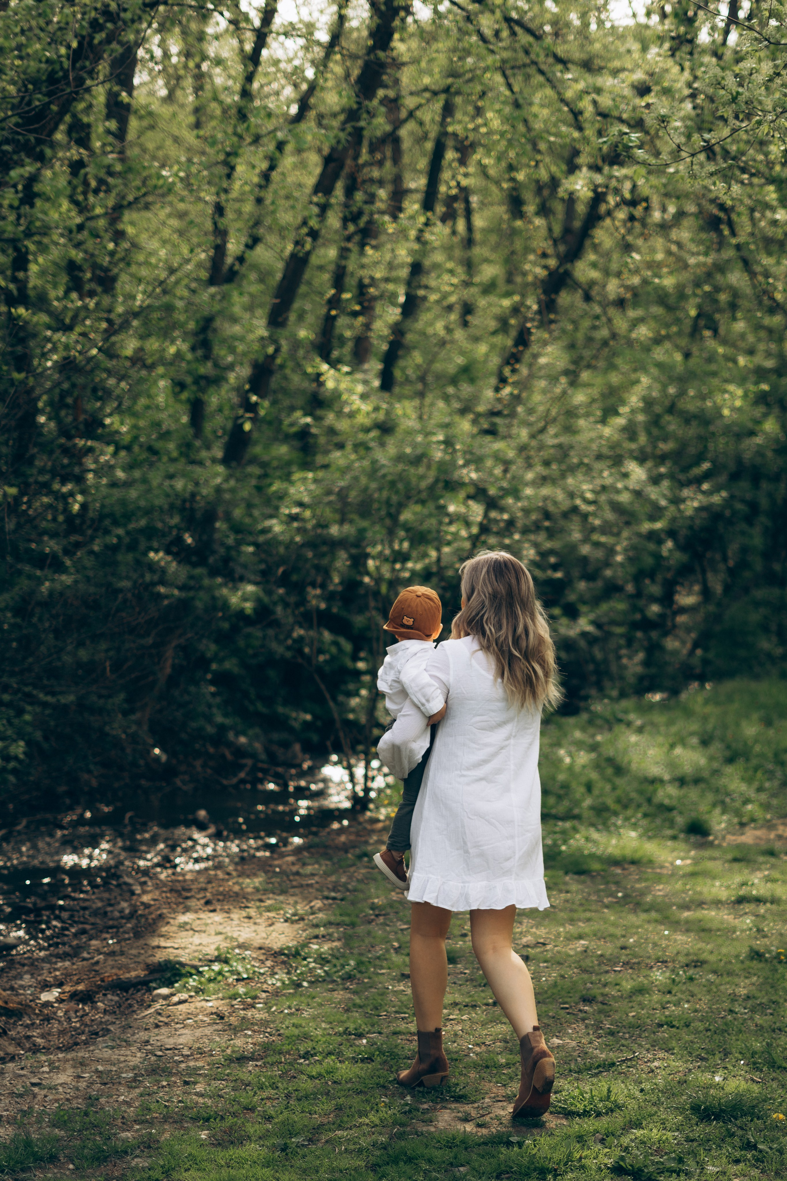 Прогулка в саду