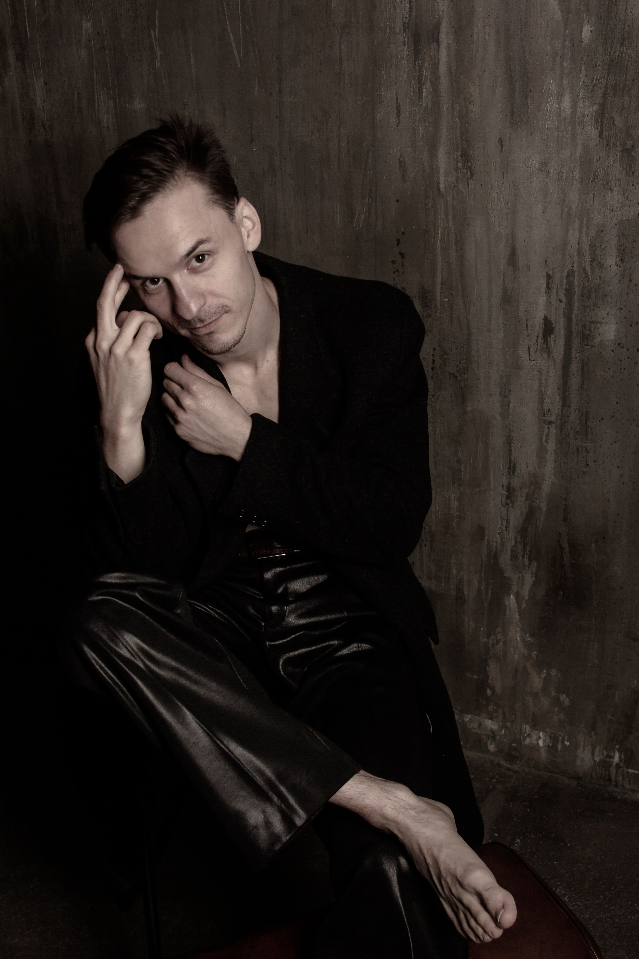 Фотосессия «Черное пальто». Портретный фотограф в Москве и Московской области Гнутиков Сергей