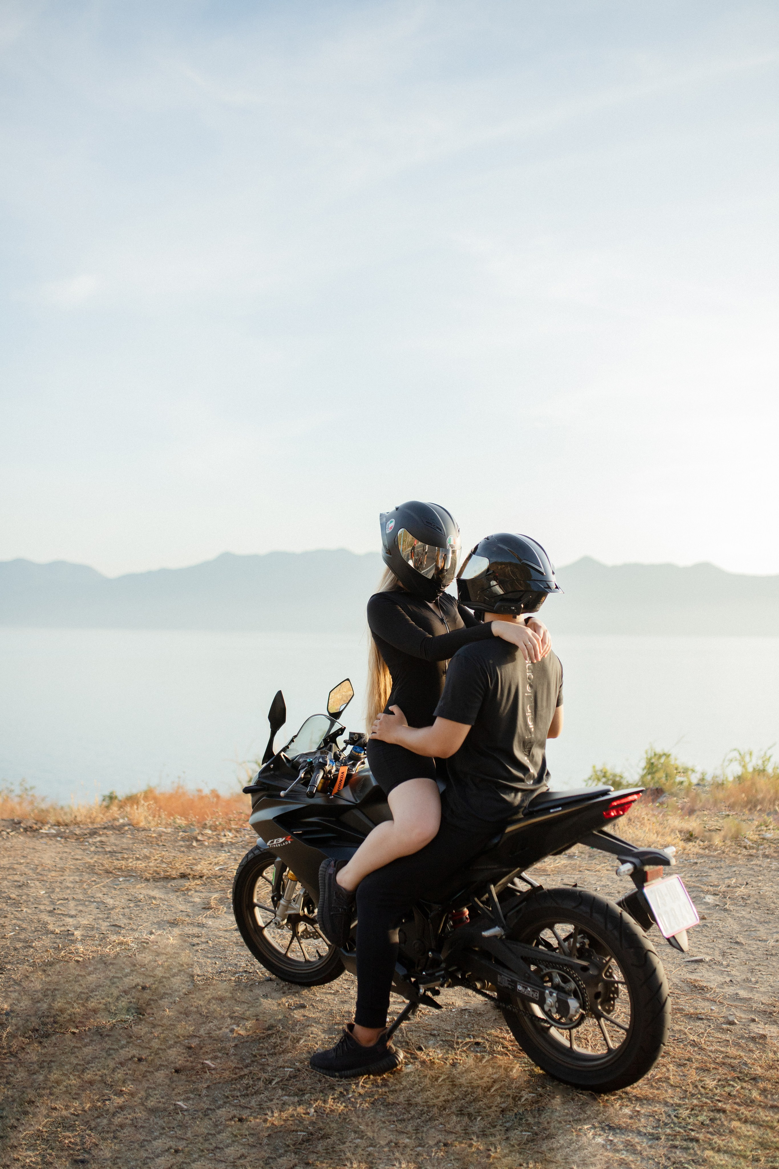 Рассветная прогулка на байках Кон и Ирина.Нячанг. Главная