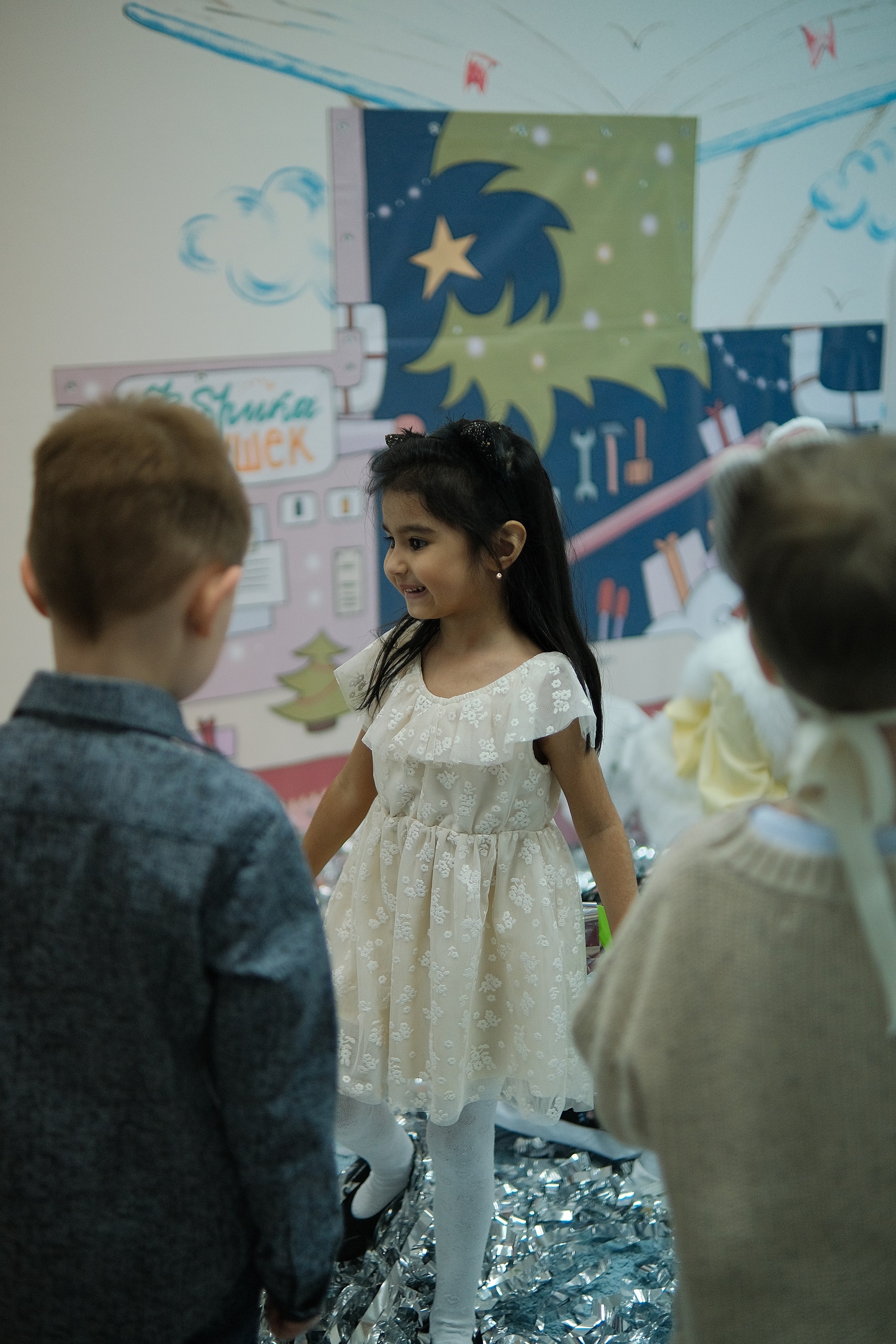 Мир знаний (Новогодний утренник). Serg_film