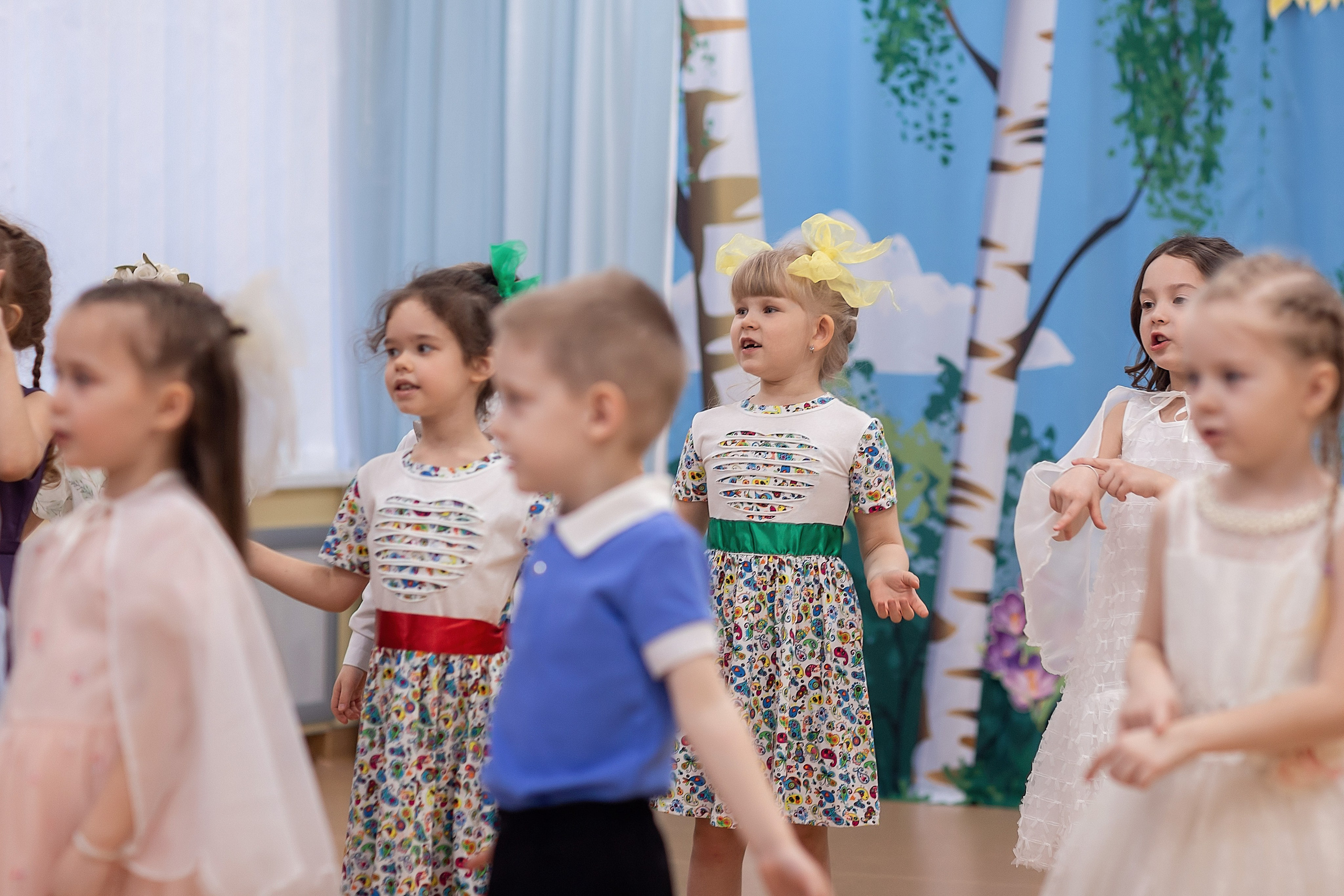 Весенний утренник_старшая группа_2025. Семейный фотограф в Санкт-Петербурге