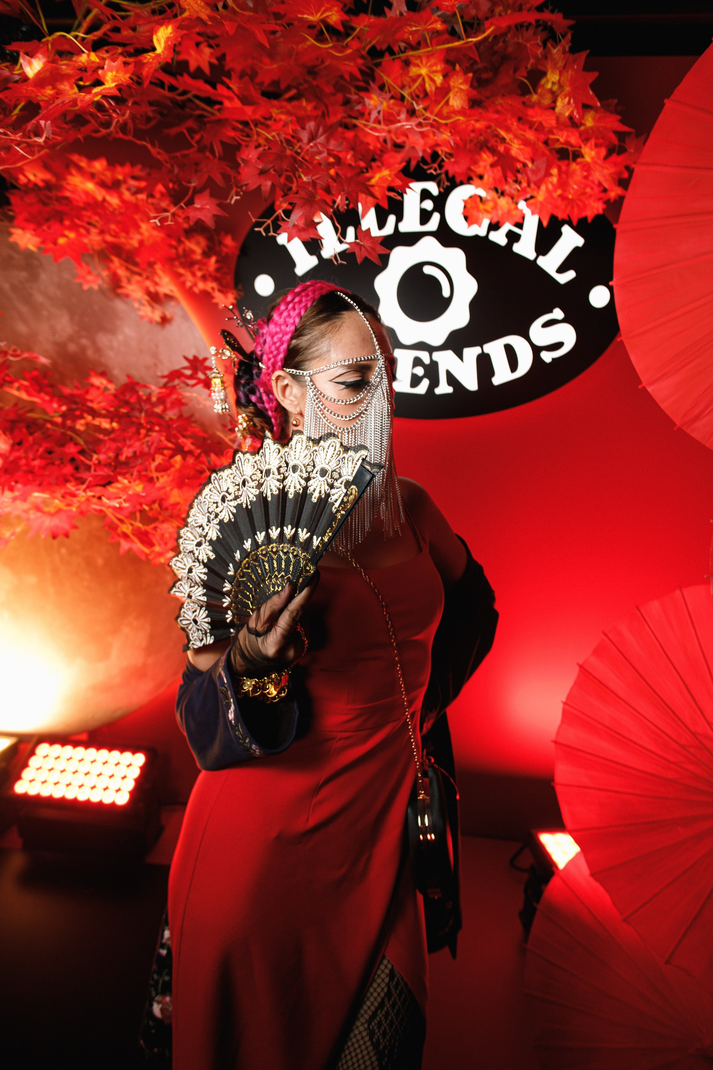 ILLEGAL FRIENDS | ASIA. СВОИ. ФОТООТЧЕТЫ-СОБЫТИЯ-МЕСТА