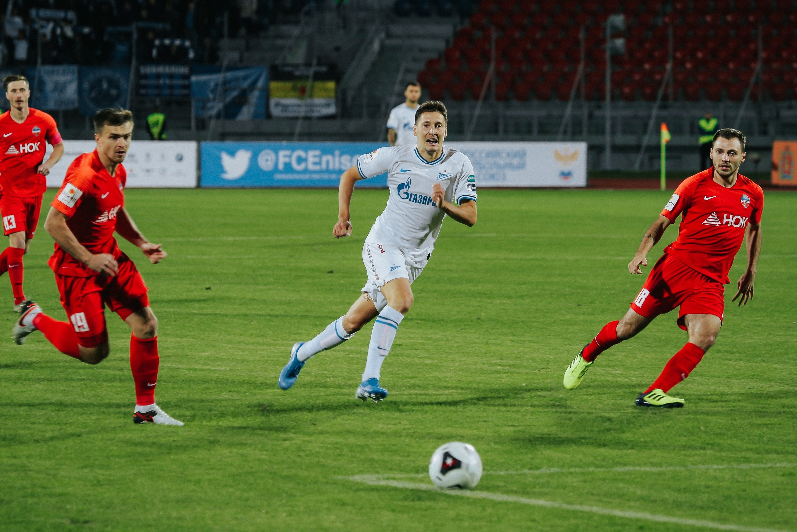 Футбол. Репортажный фотограф Красноярск Алекс Чампакхам