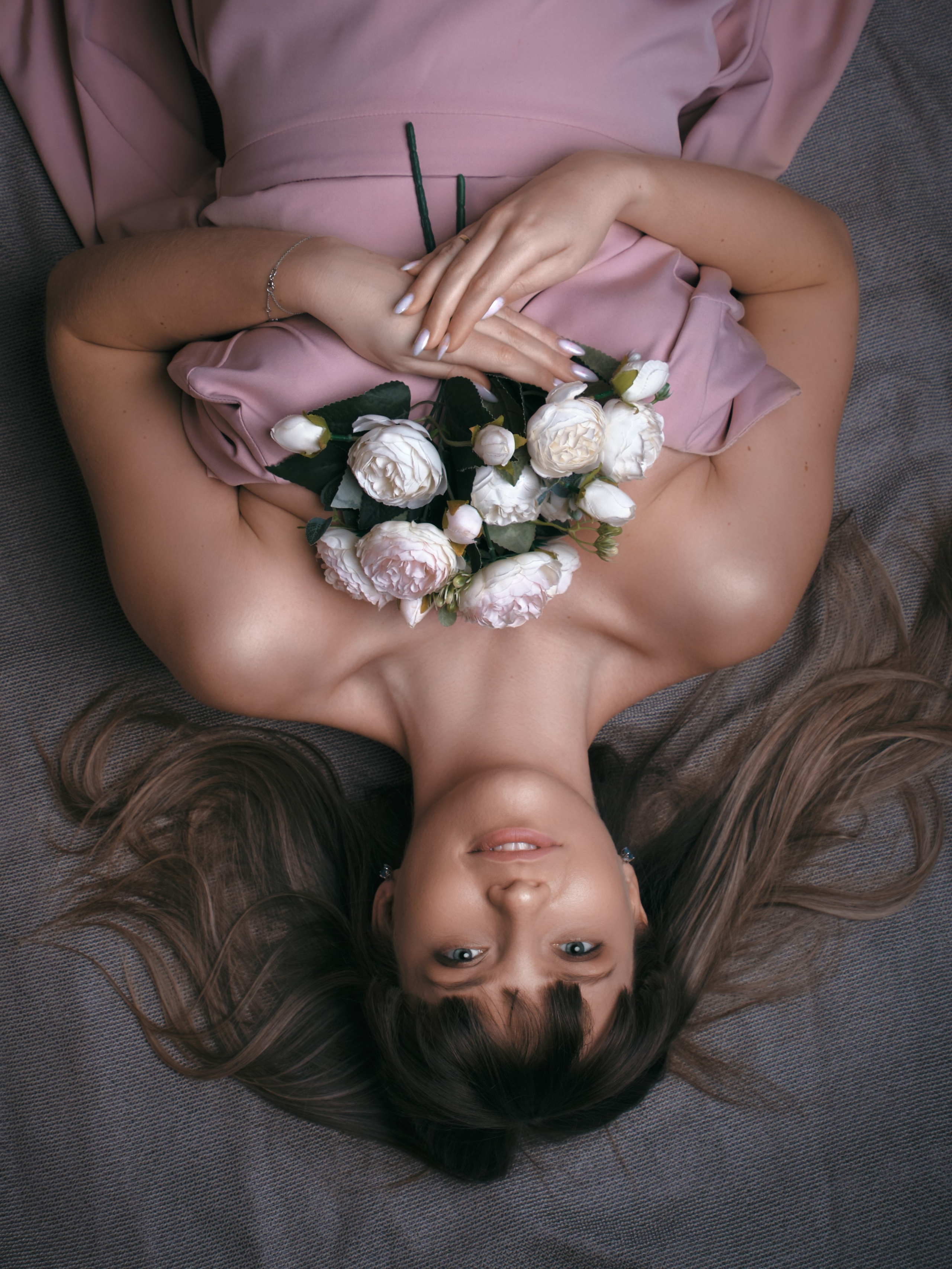 Яна с тюльпанами. Семейный и женский фотограф в Новомосковске и Узловой Михеева Татьяна