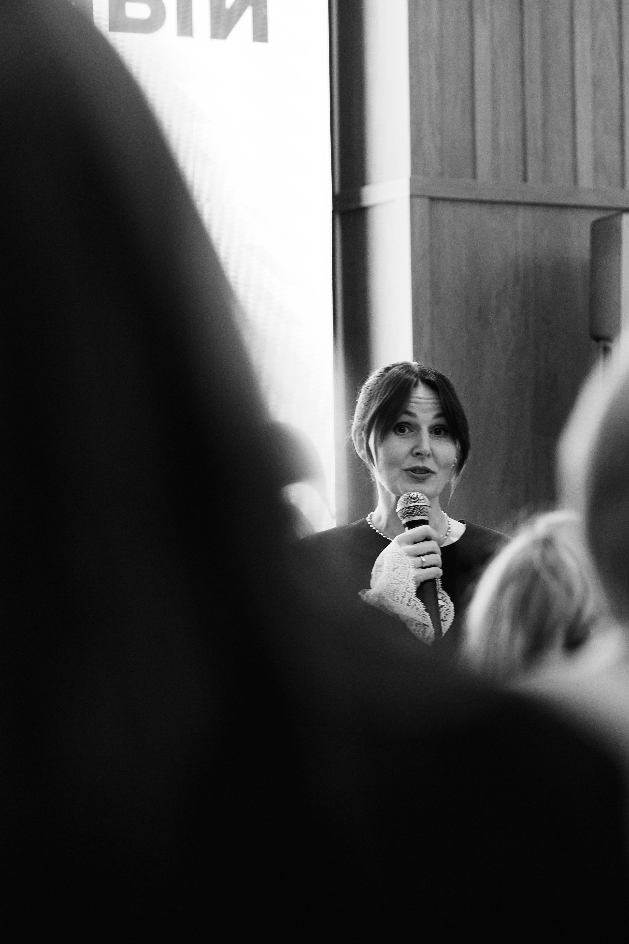 Современная женщина в Hilton 26.10. Свадебный репортажный фотограф краснодар максим дремов дрёмов фотосессия студия цена