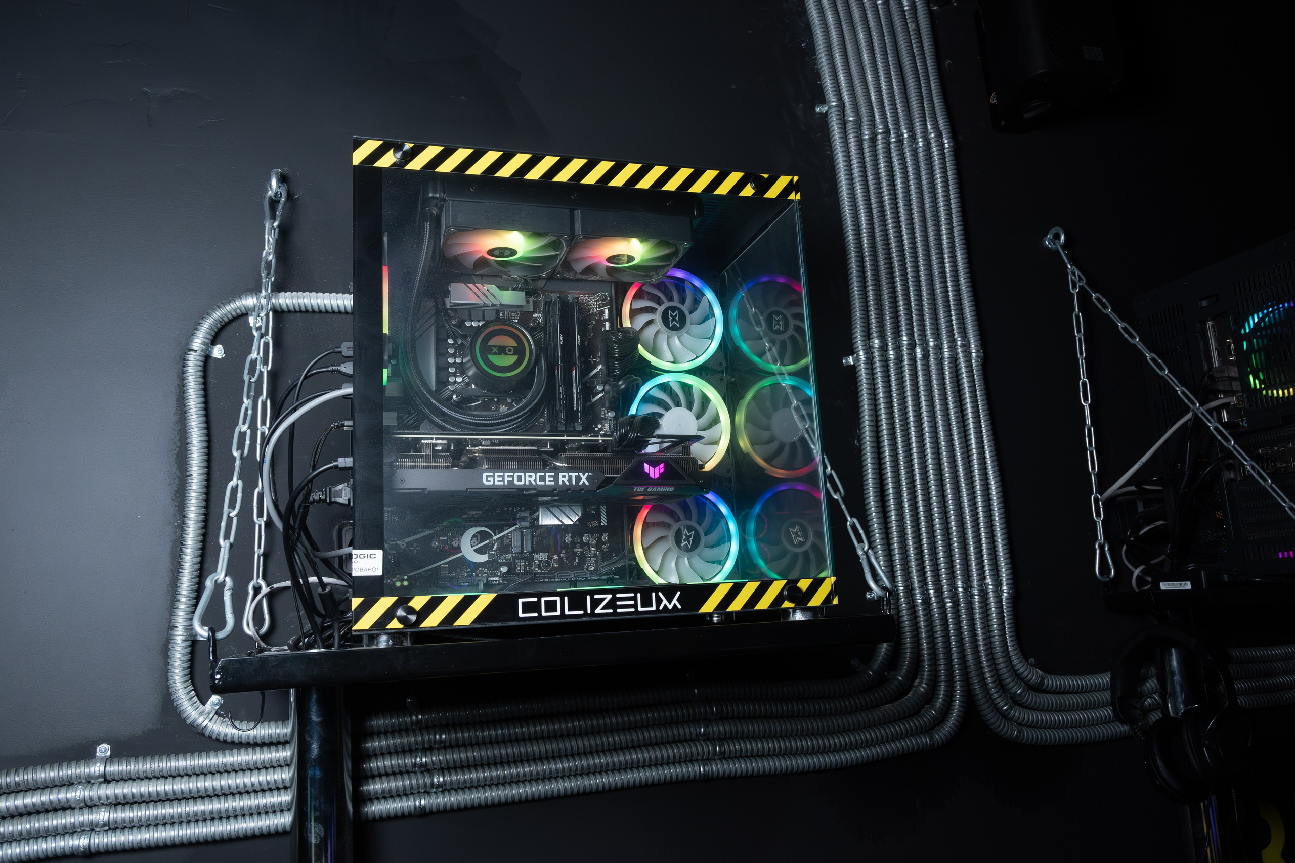 Репортаж в киберспортивном клубе Kolizeum. Фотограф мероприятий в Москве