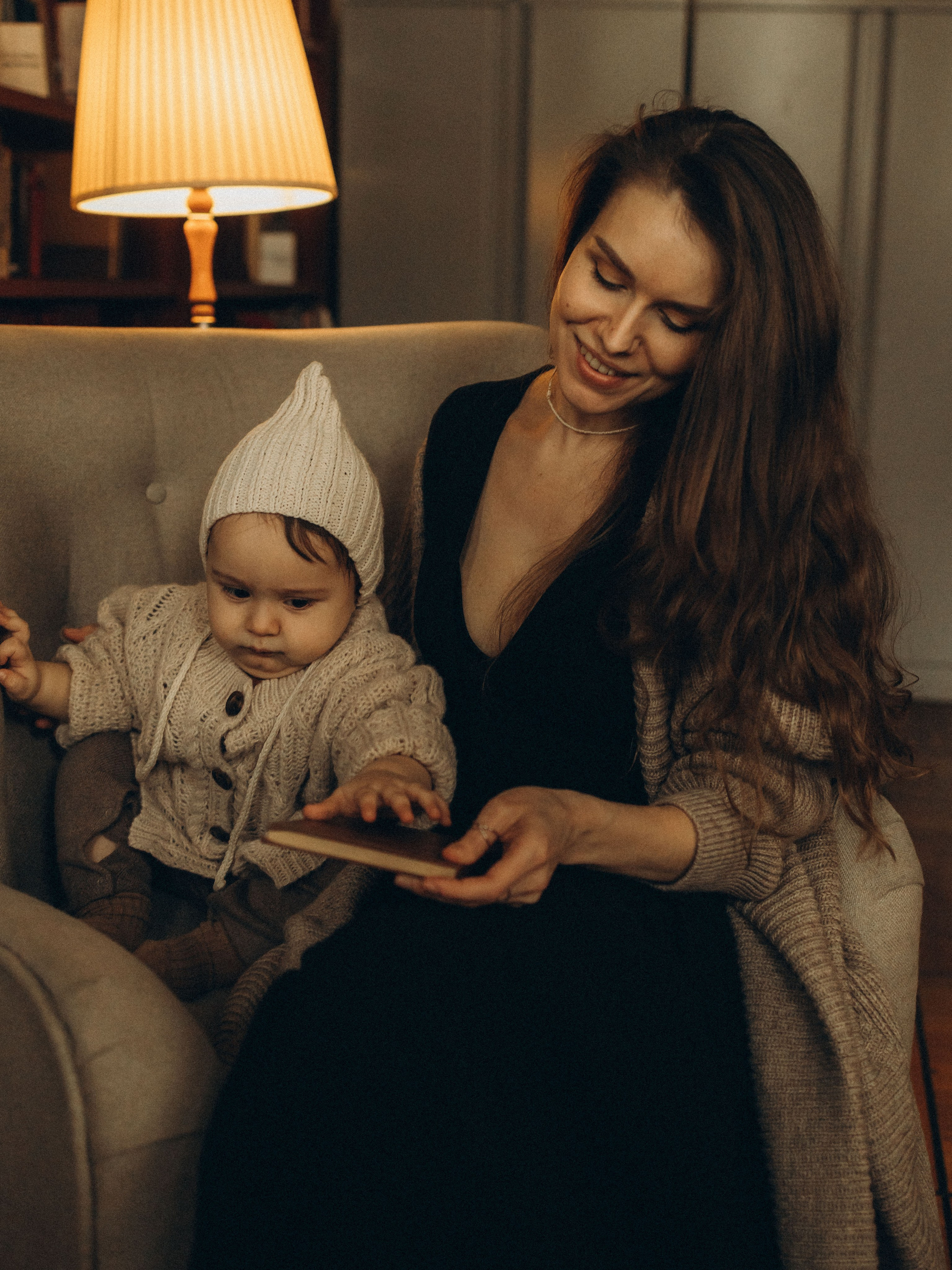 Лана и Серёжа. Библиотека. Фотограф Дарья Соколовская