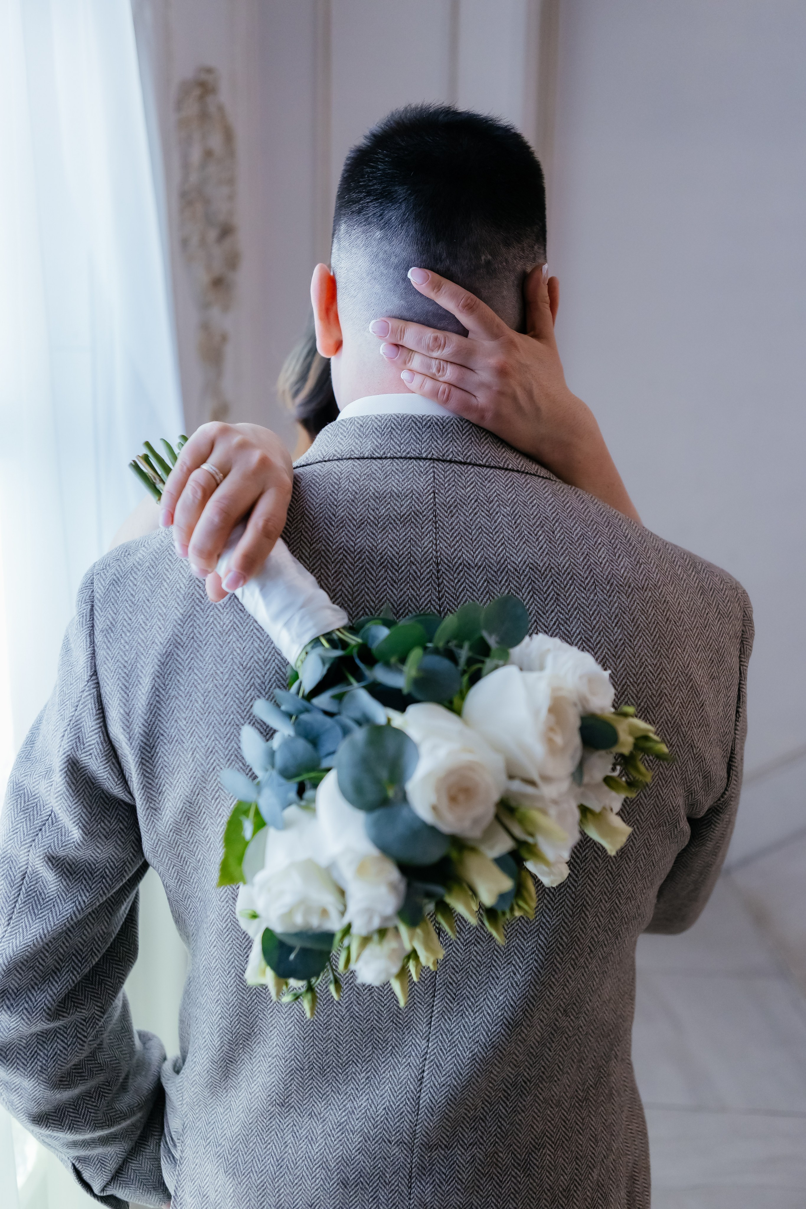 Свадебная фотосессия в дворце бракосочетания № 1. Свадебный фотограф в Москве