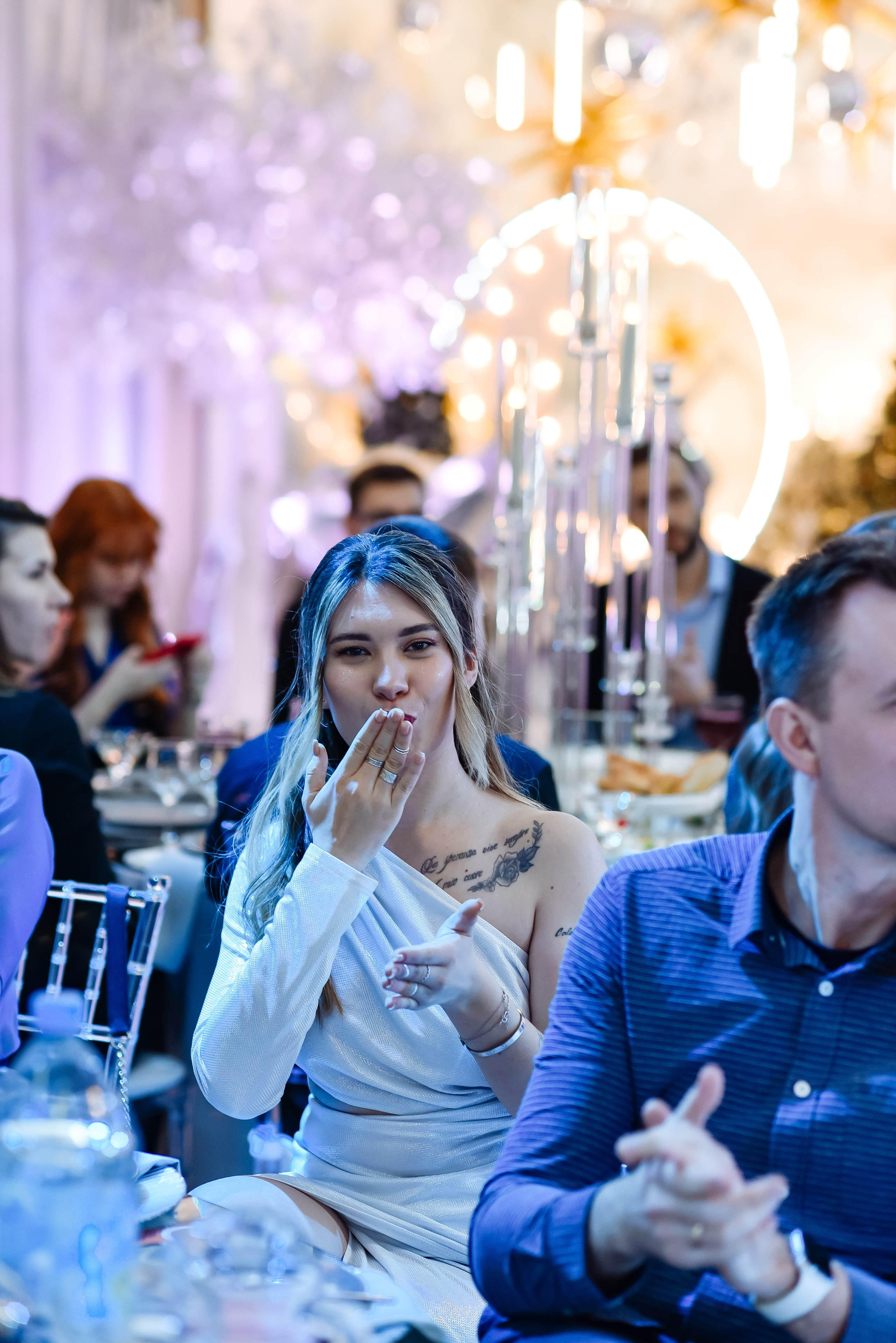 Новогодний корпоратив в ресторане Nebesa. Анастасия Петрович фотограф, фотокорреспондент в Москве и Санкт-Петербурге. Фотосъёмка репортажа, мероприятия, корпоративная съёмка, контент