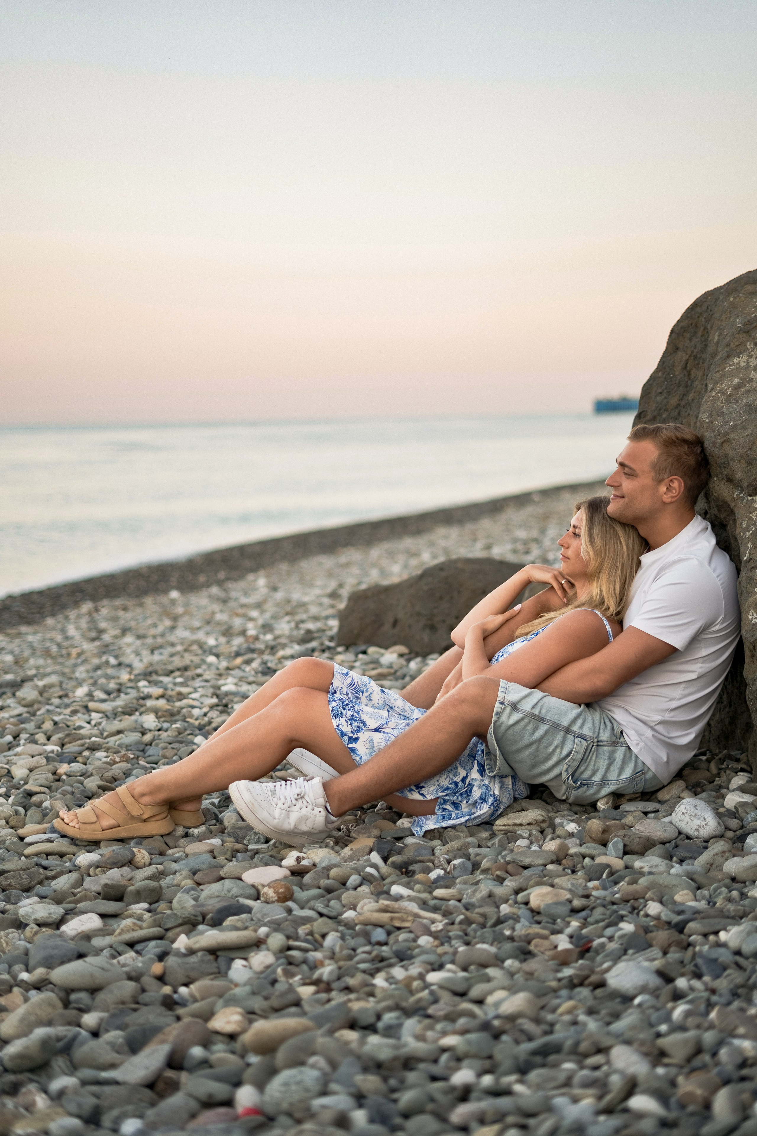 Фотосессия для Артема и Кати в Сириусе. Профессиональный Фотограф в Сочи Марина Ситкина