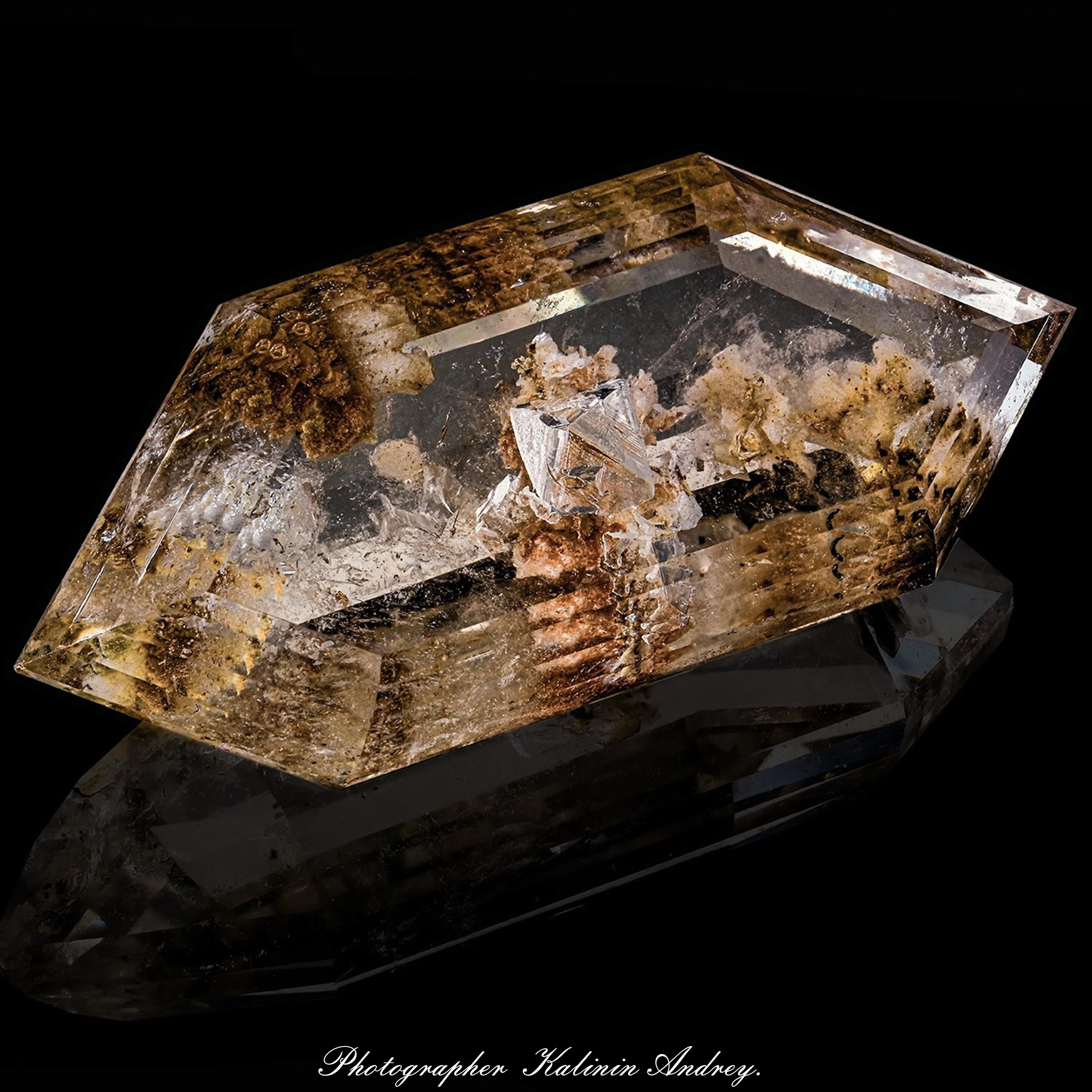 Профессиональная уникальная рекламная фотосъёмка драгоценных в Москве  тел +7 966-003-13-07. Высококачественная профессиональная рекламная фотосъёмка ювелирных украшений, драгоценных камней в Москве. Обучение, консультация