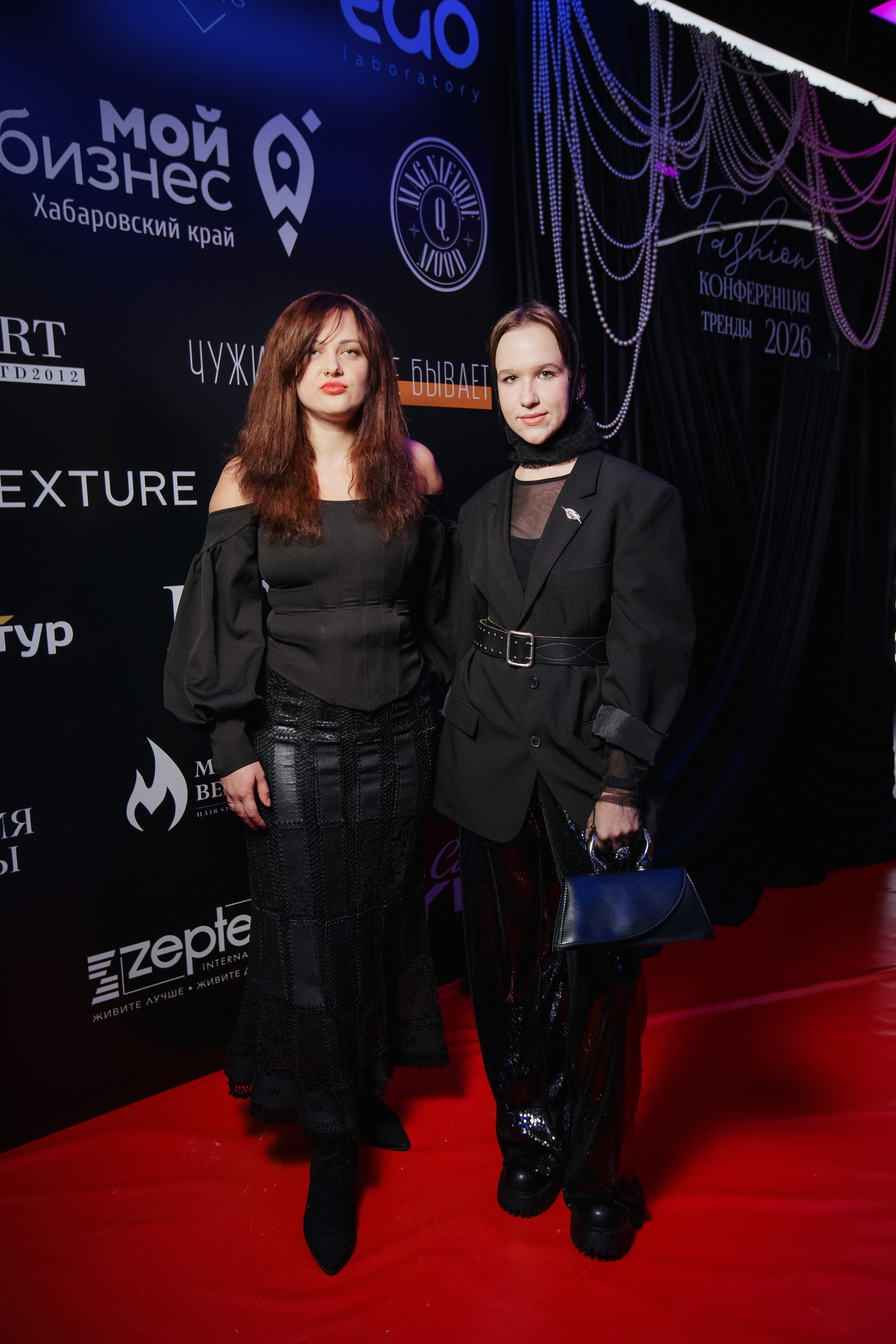 ФЭШН КОНФА. СВОИ. ФОТООТЧЕТЫ-СОБЫТИЯ-МЕСТА