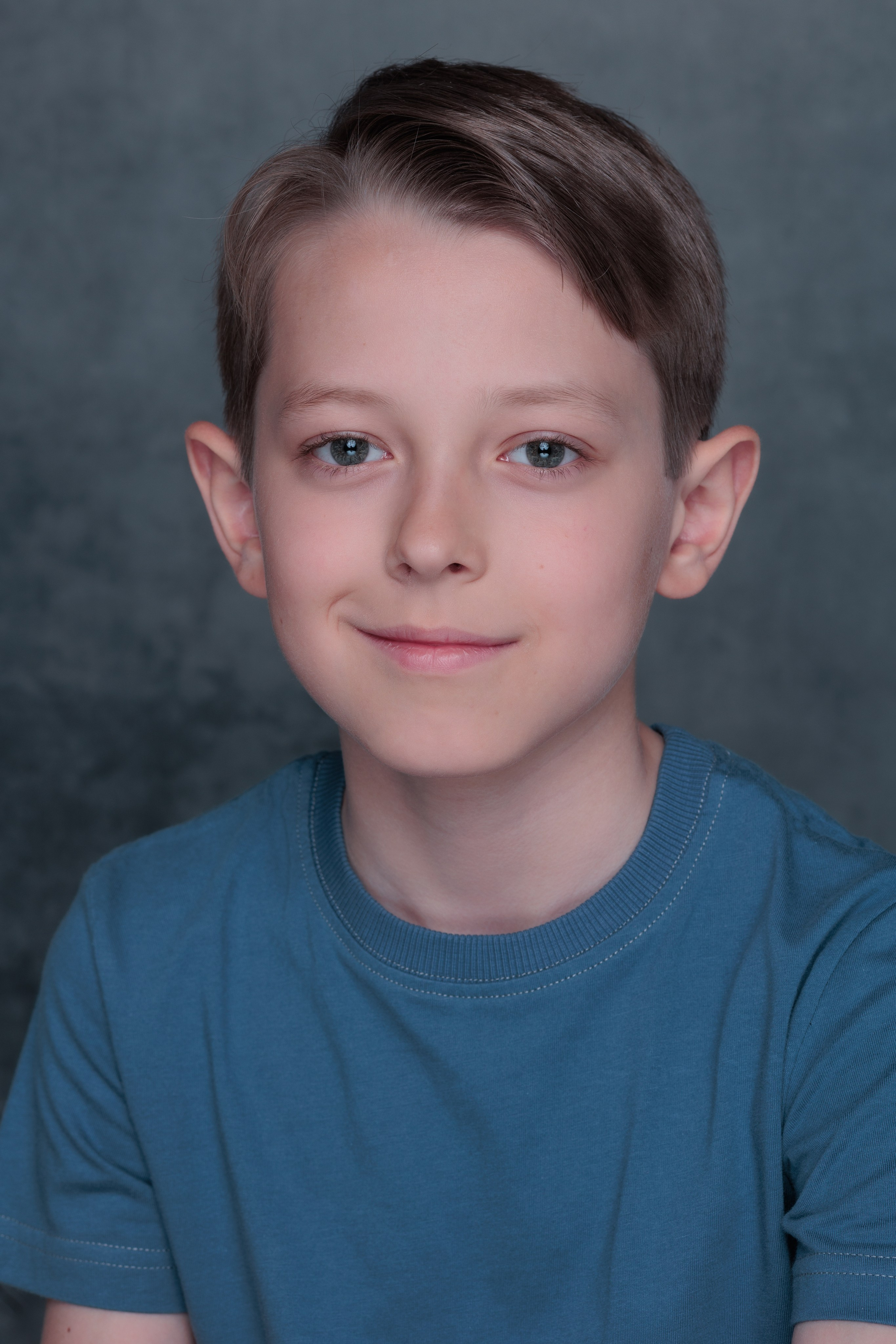 ЛЁША. Я фотограф из Москвы к Вашим услугам