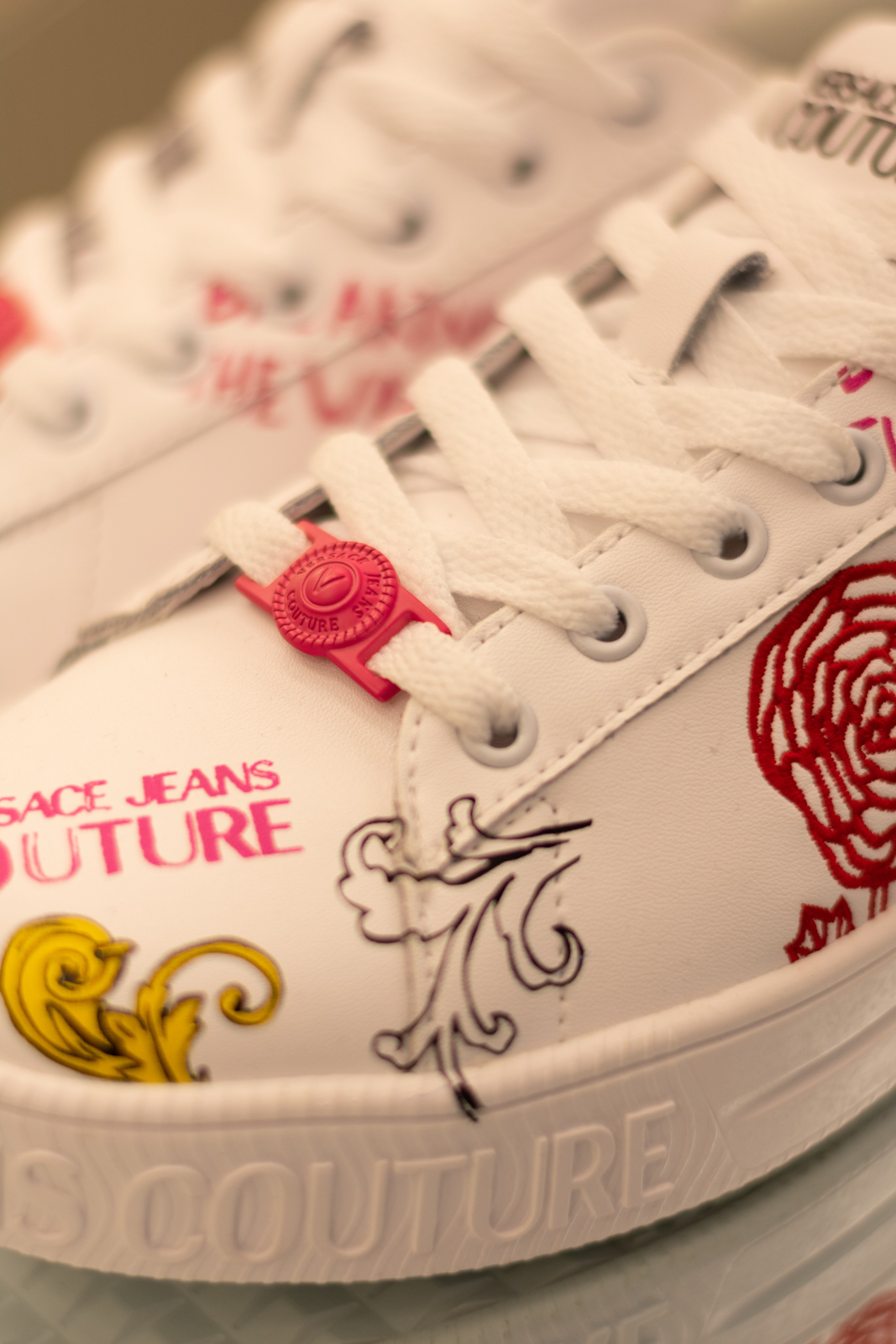 Для организаций. Предметная фотосессия для обувного магазина Capsula. Фотограф/видеограф Богдан Голованов