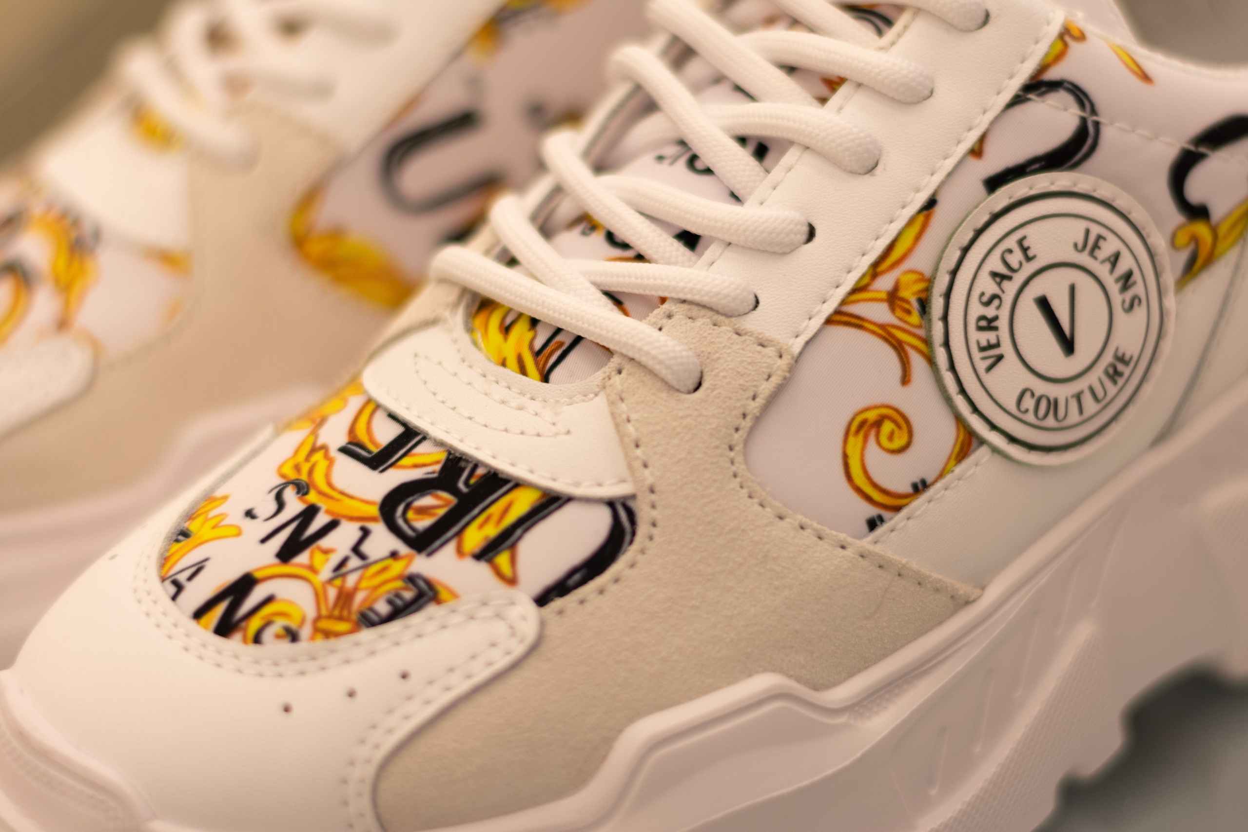 Для организаций. Предметная фотосессия для обувного магазина Capsula. Фотограф/видеограф Богдан Голованов