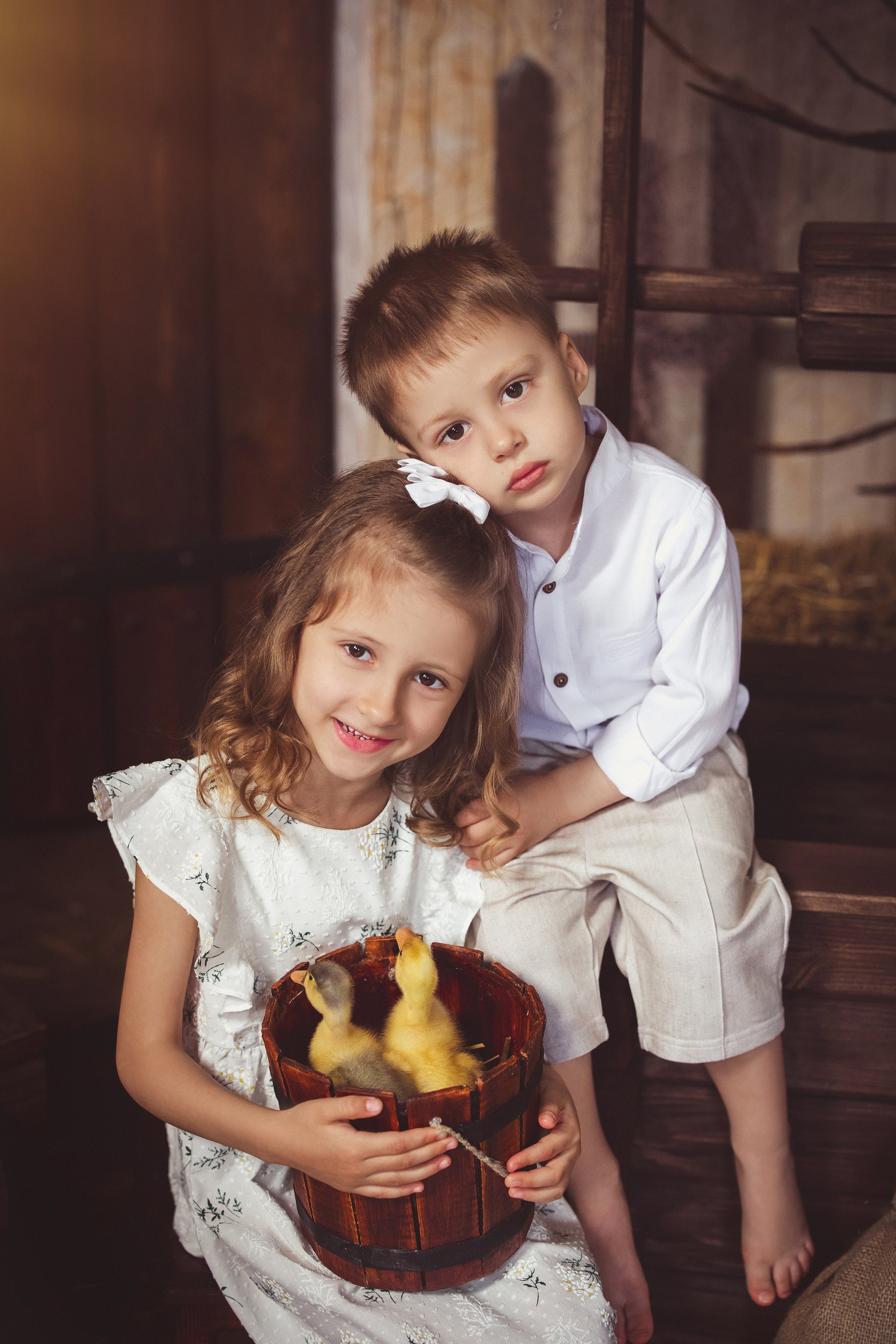 Пасхальный фотопроект с козочкой и утятами, в фотостудии «Эль» 2024 г. Семейный и детский фотограф в Краснодаре Анна Трашкова