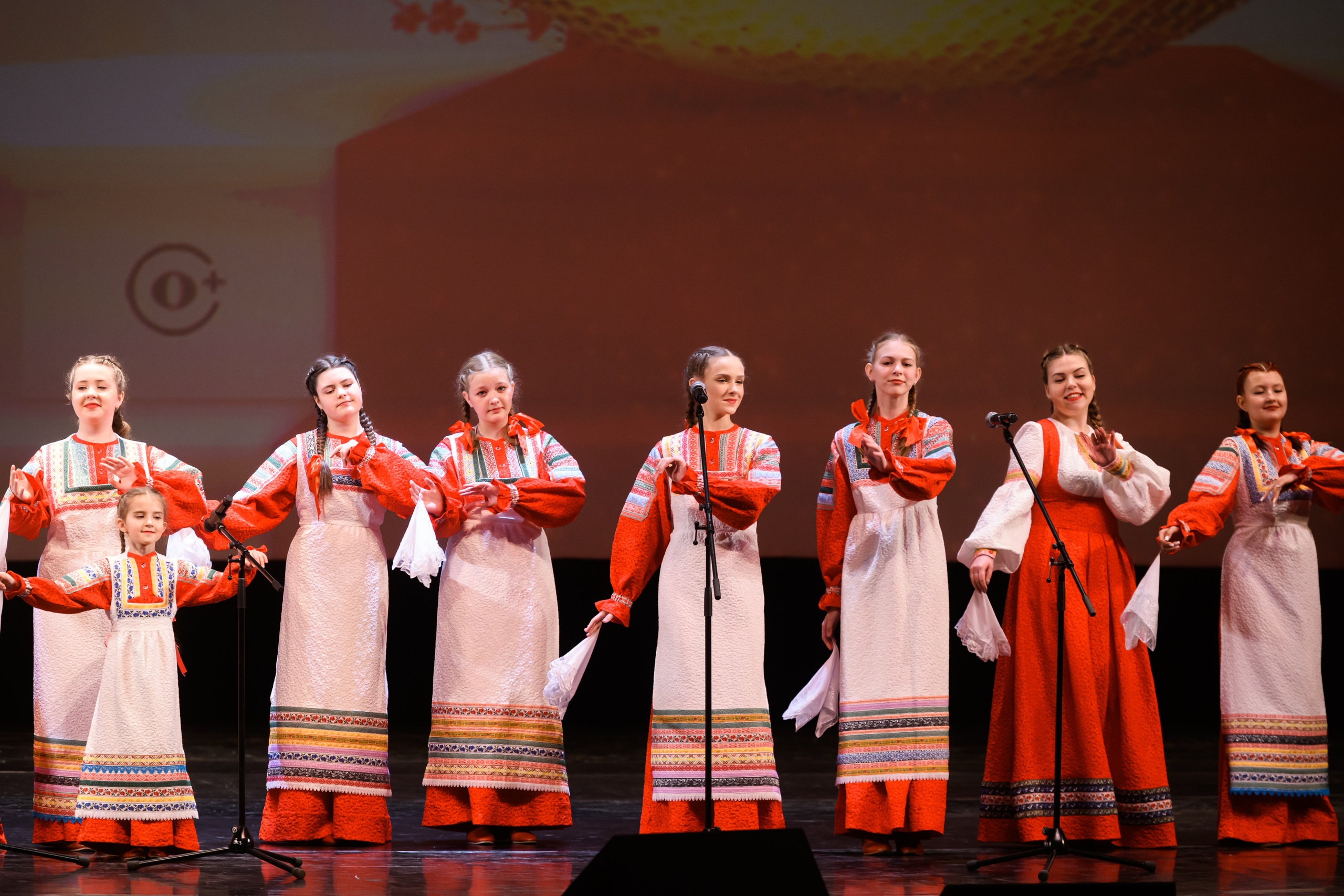 23 апреля, часть 1, БКЗ Октябрьский, г. Санкт-Петербург. Золотое яблочко