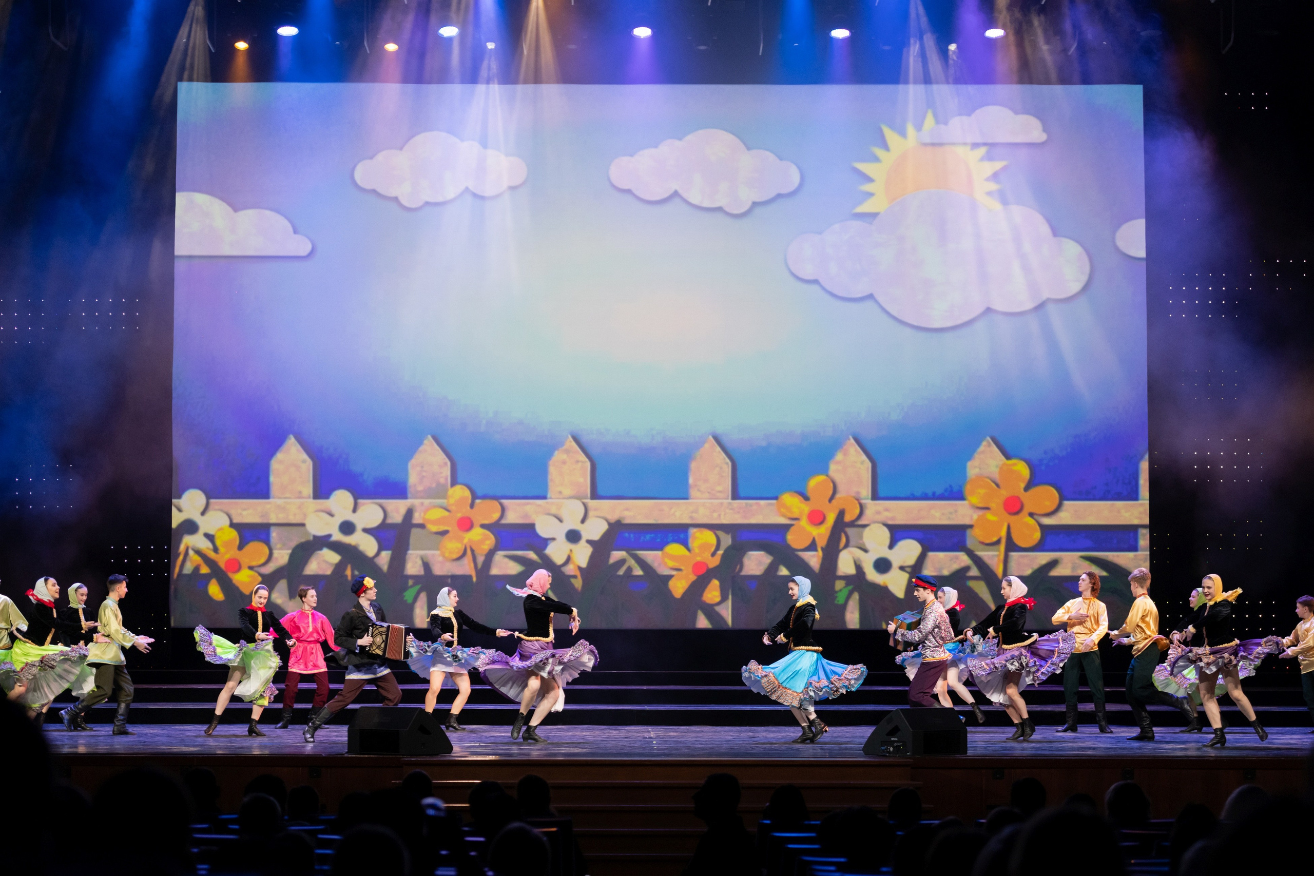 2 февраля, концерт Таланты России, Кремлевский Дворец. Золотое яблочко